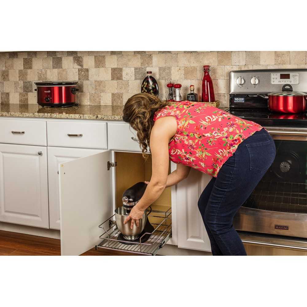 192 mm / 224 mm Center-to-Center Polished Chrome Elara Cabinet Pinch Pull