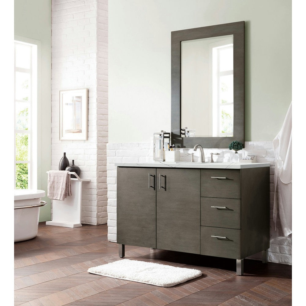 Metropolitan 48" Single Vanity, Silver Oak, w/ 3 CM Ethereal Noctis Quartz Top