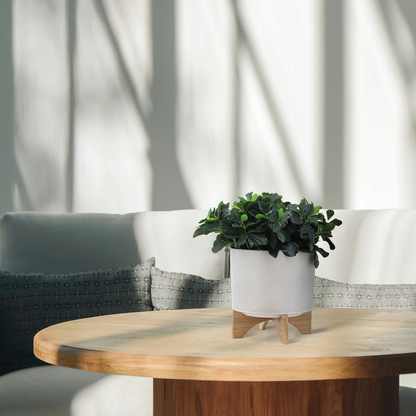 Ceramic 10" Planter On Stand,white / Tan Dot