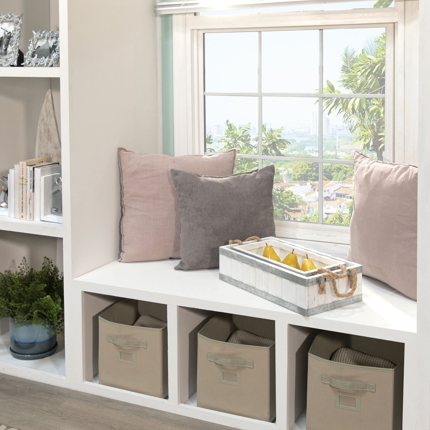 S/2 16/19" Wooden Trays W/ Rope Handles, White