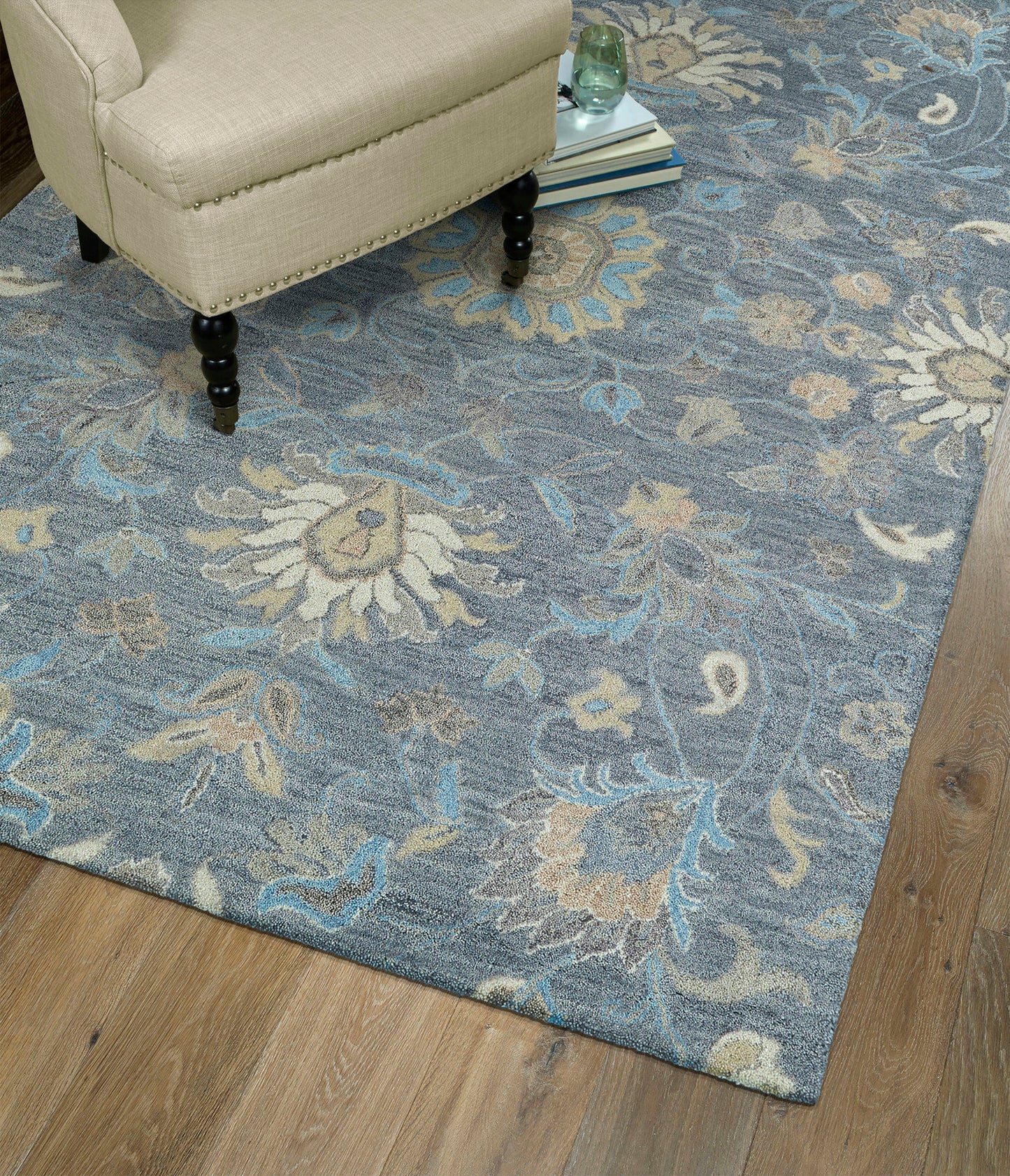 Kaleen Helena Collection Light Graphite Throw Rug 2' x 3'
