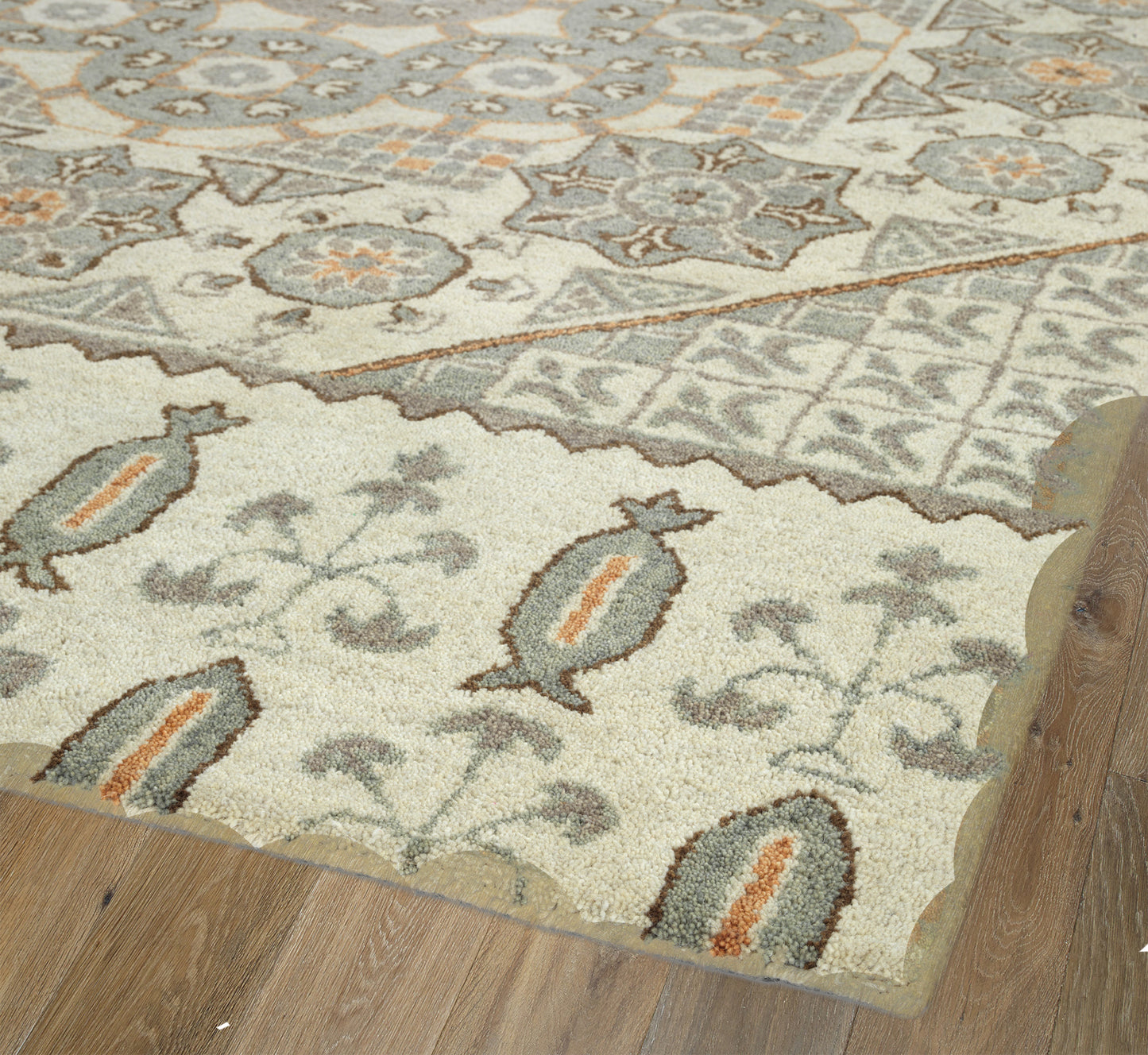 Kaleen Helena Collection Ivory Gray Throw Rug 2' x 3'