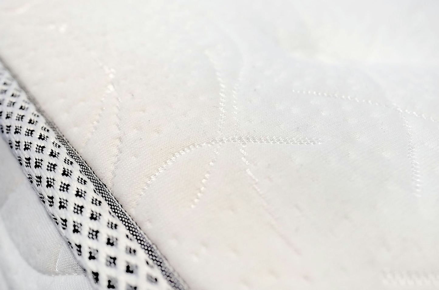 Solar 9" Pocket Coil Mattress in a Box, Cal King