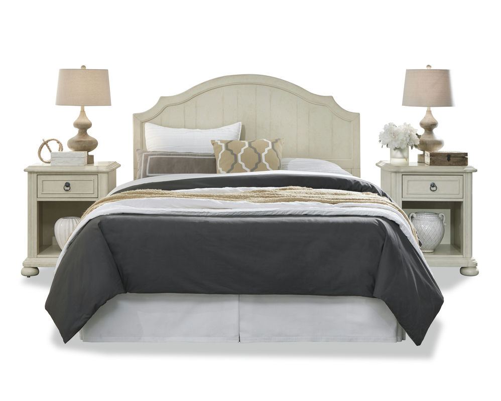 Chambre Queen Headboard and Two Nightstands by homestyles