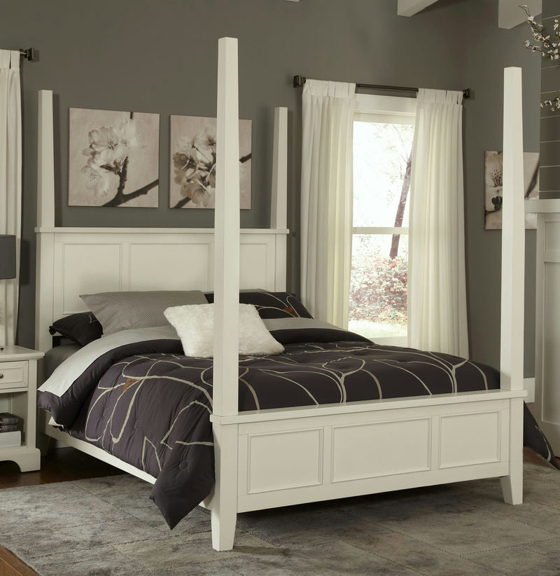 Century Queen Poster Bed by homestyles
