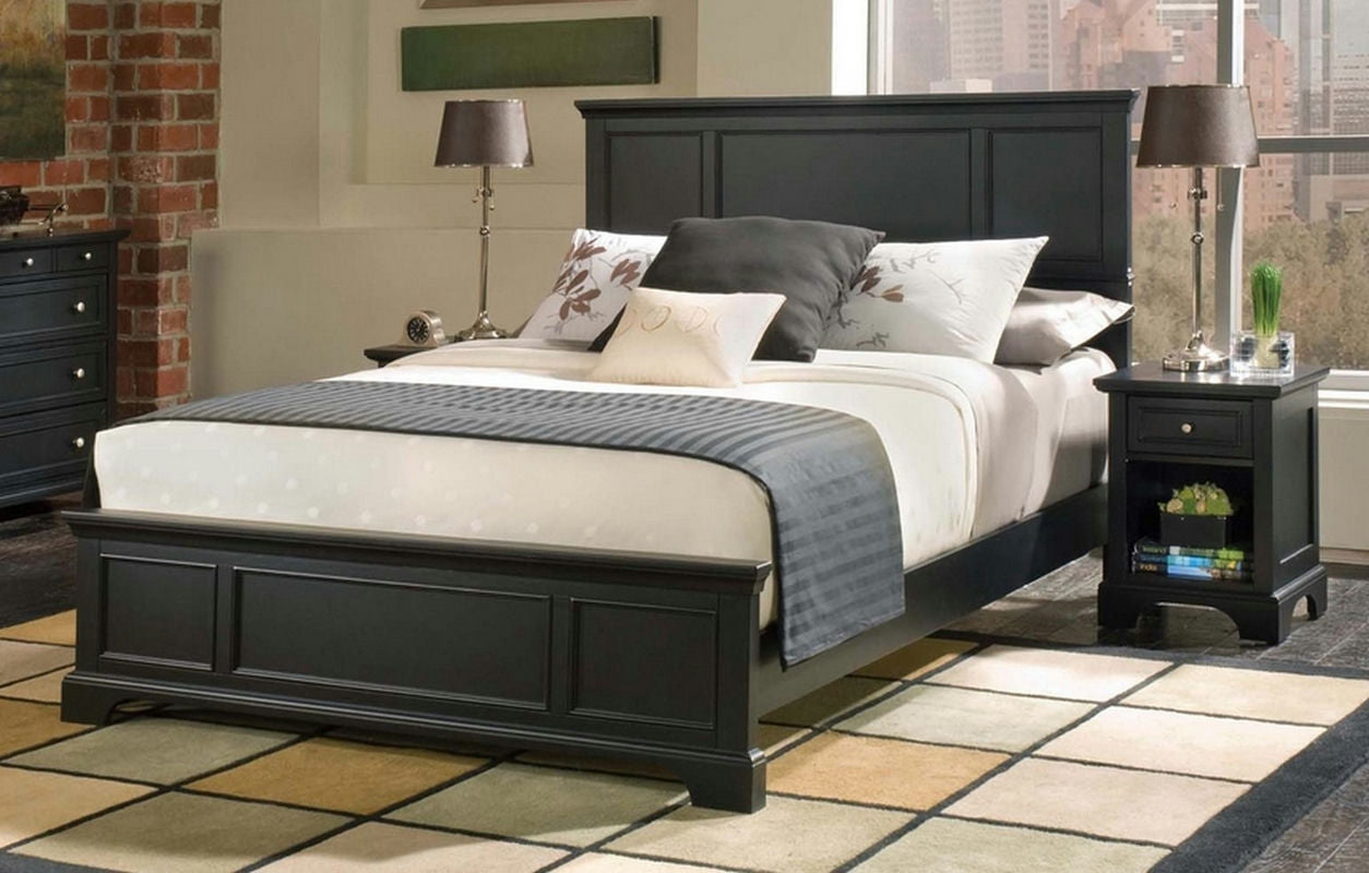 Ashford King Bed and Nightstand by homestyles, 5531-6013