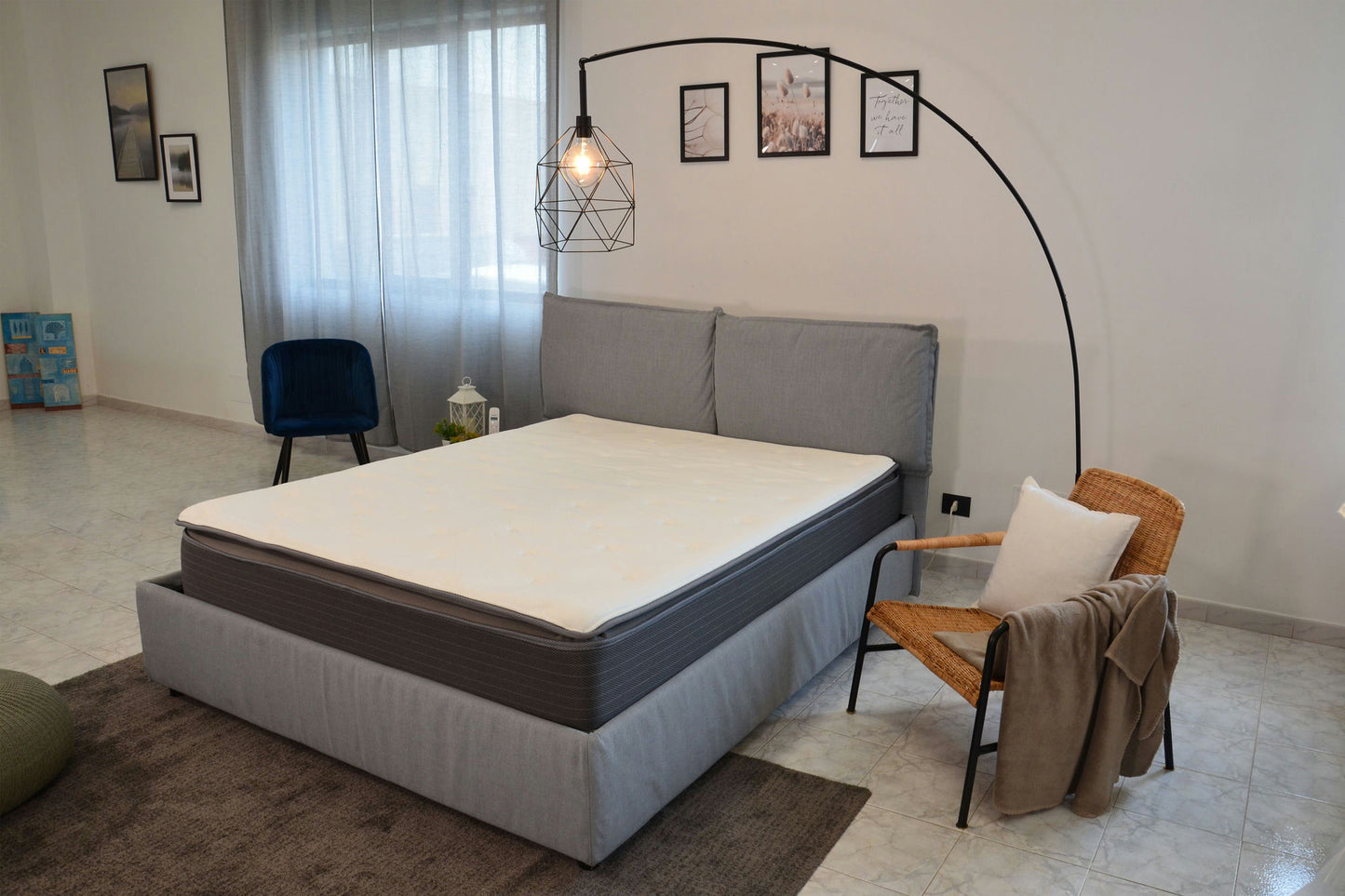 Equilibria 10" Pocketcoil Gel Memory Foam Hybrid Mattress in a Box, Full