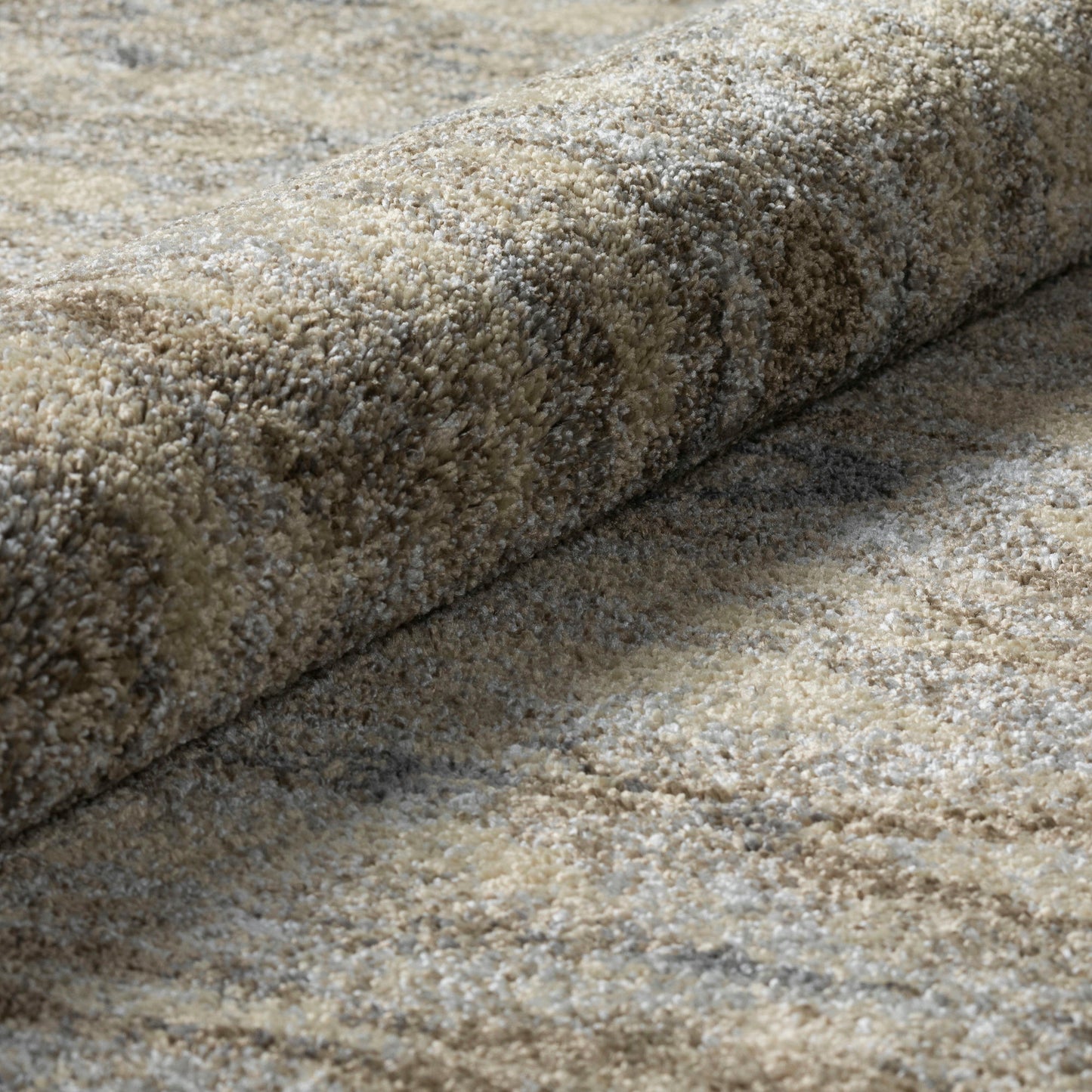 Aero AE2 Silver 9'6" x 13'2" Rug