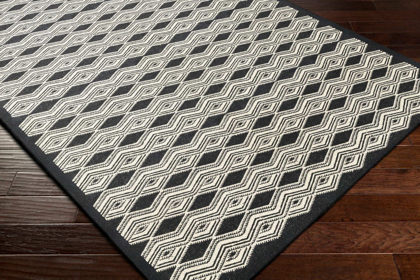 Surya Agostina Black Rug 2' X 3'