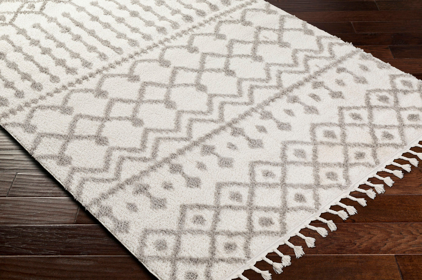 Surya Alhambra 2'7" x 7'3" Runner Rug