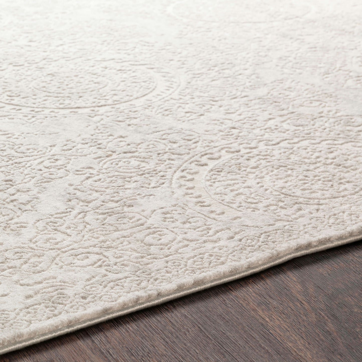 Surya Aisha Light Gray Rug 5'3" Round