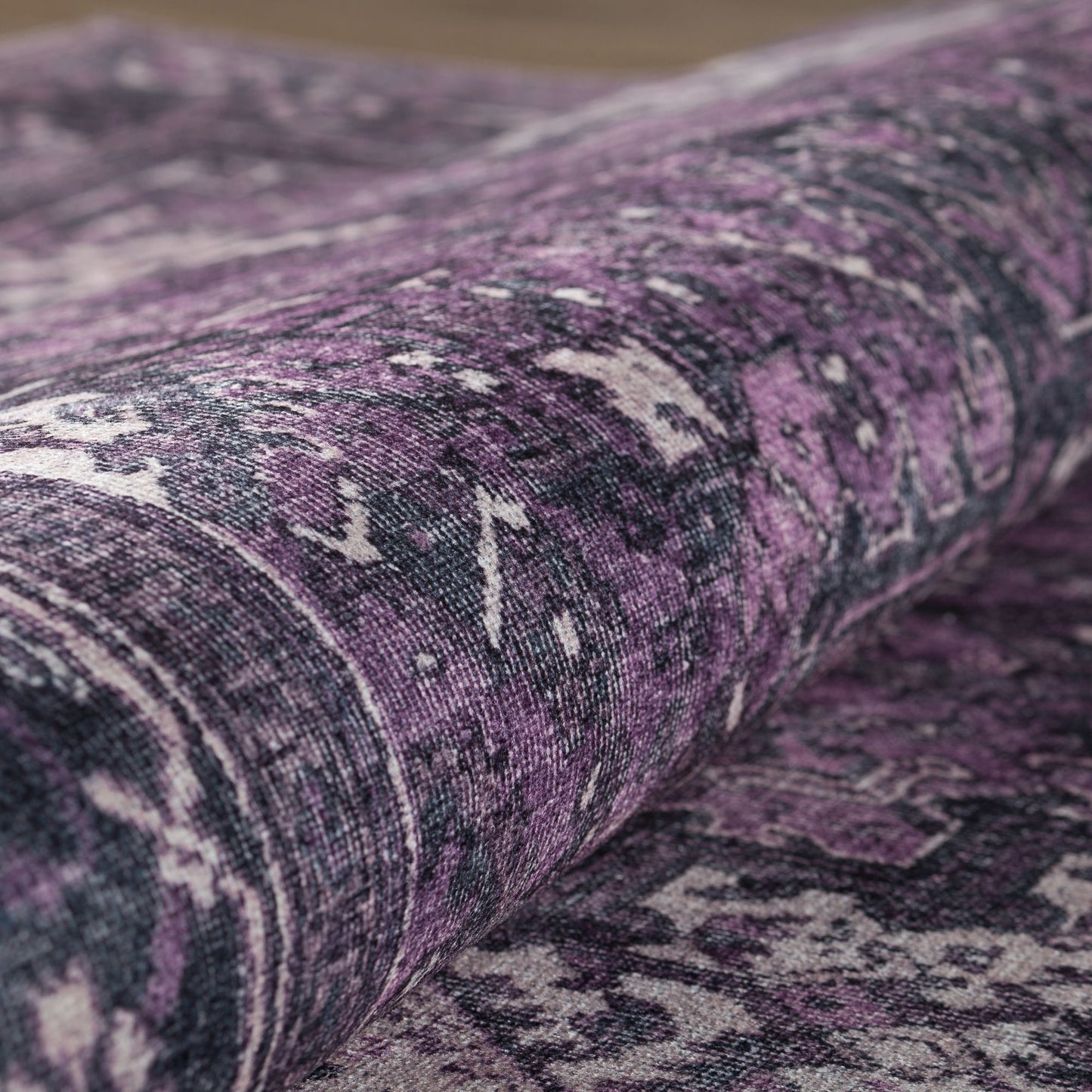 Amanti AM3 Plum 8'6" x 12'9" Rug