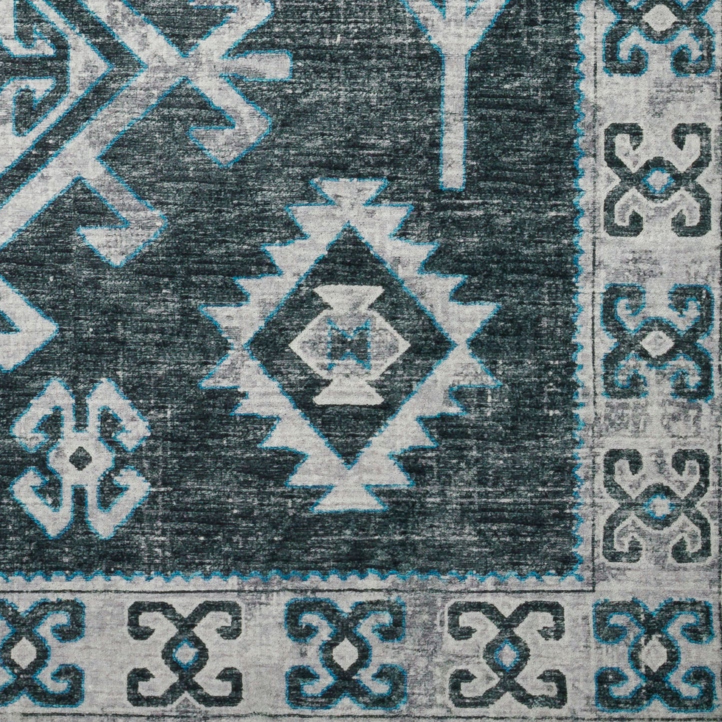 Brisbane BR2 Midnight 5' x 7'6" Rug