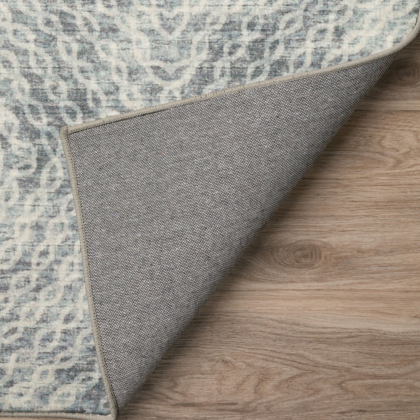 Brisbane BR3 Metal 8' x 10' Rug