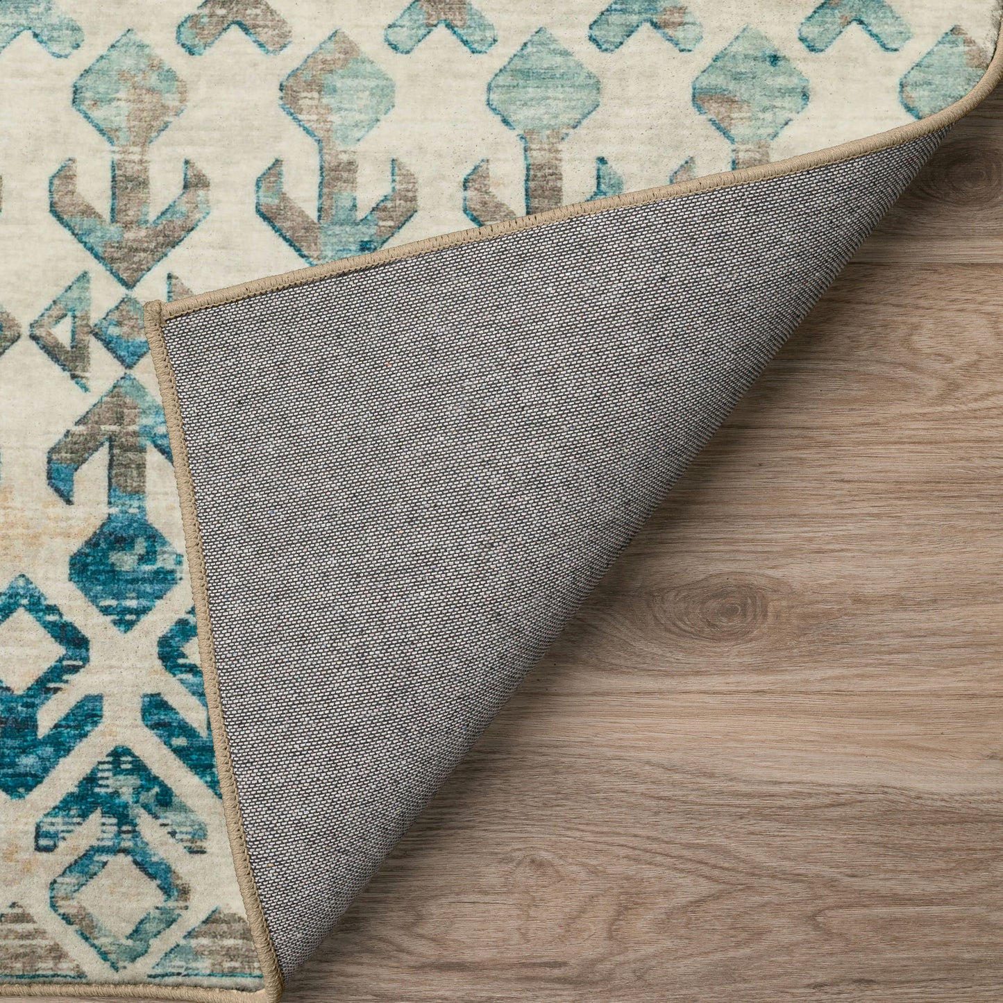 Brisbane BR8 Linen 5' x 7'6" Rug