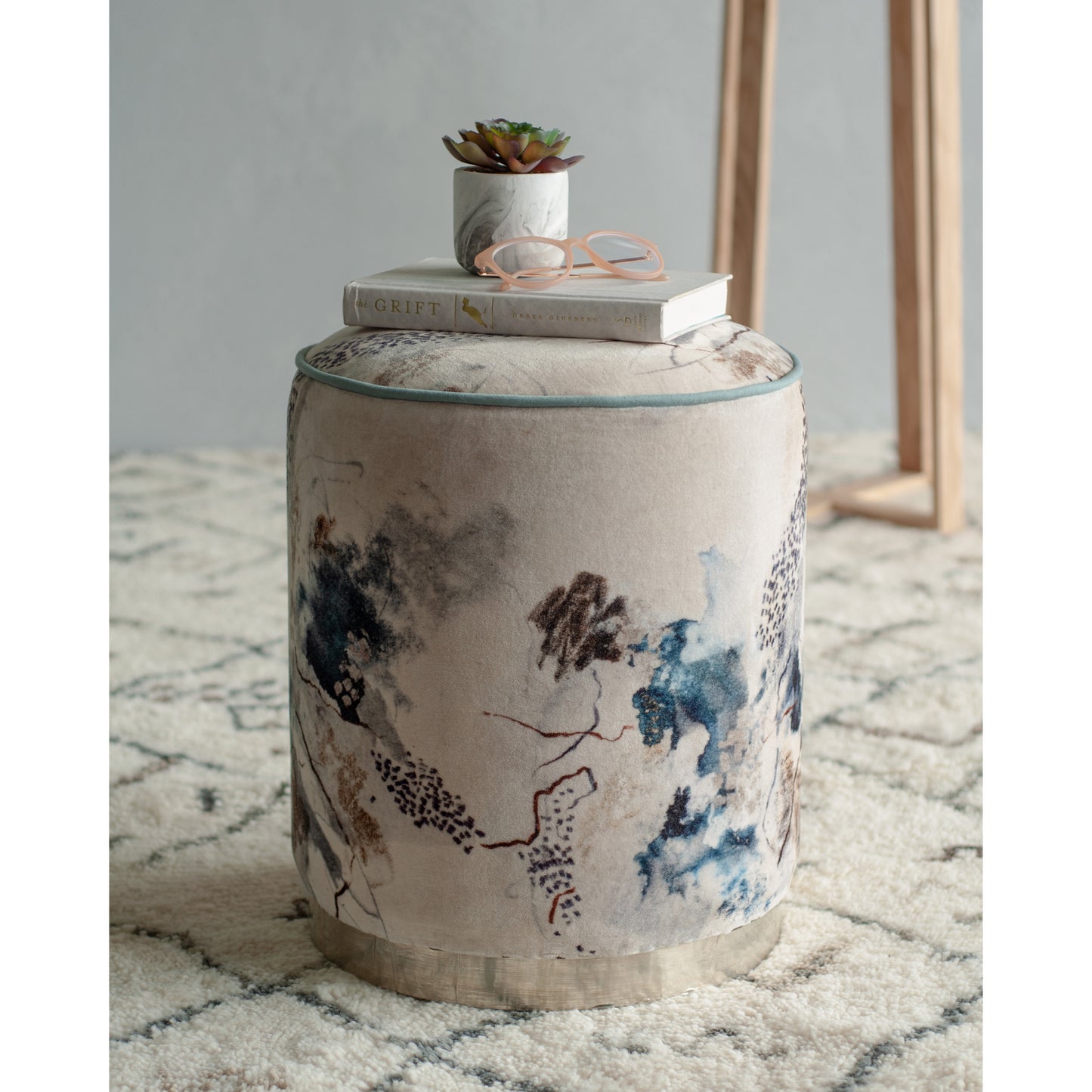 Graciela Stool 14X 18X14