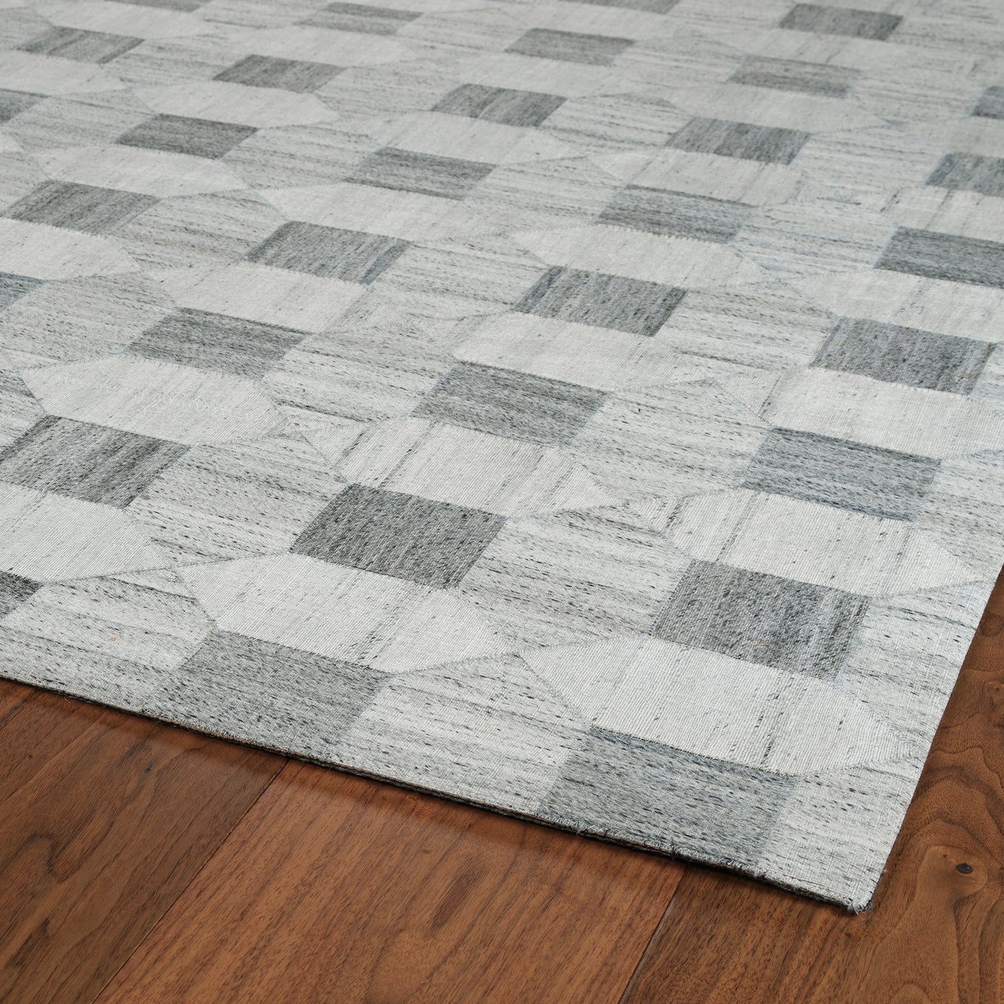 Kaleen Chaps Collection CHP03-75 Grey Throw Rug 2' x 3'