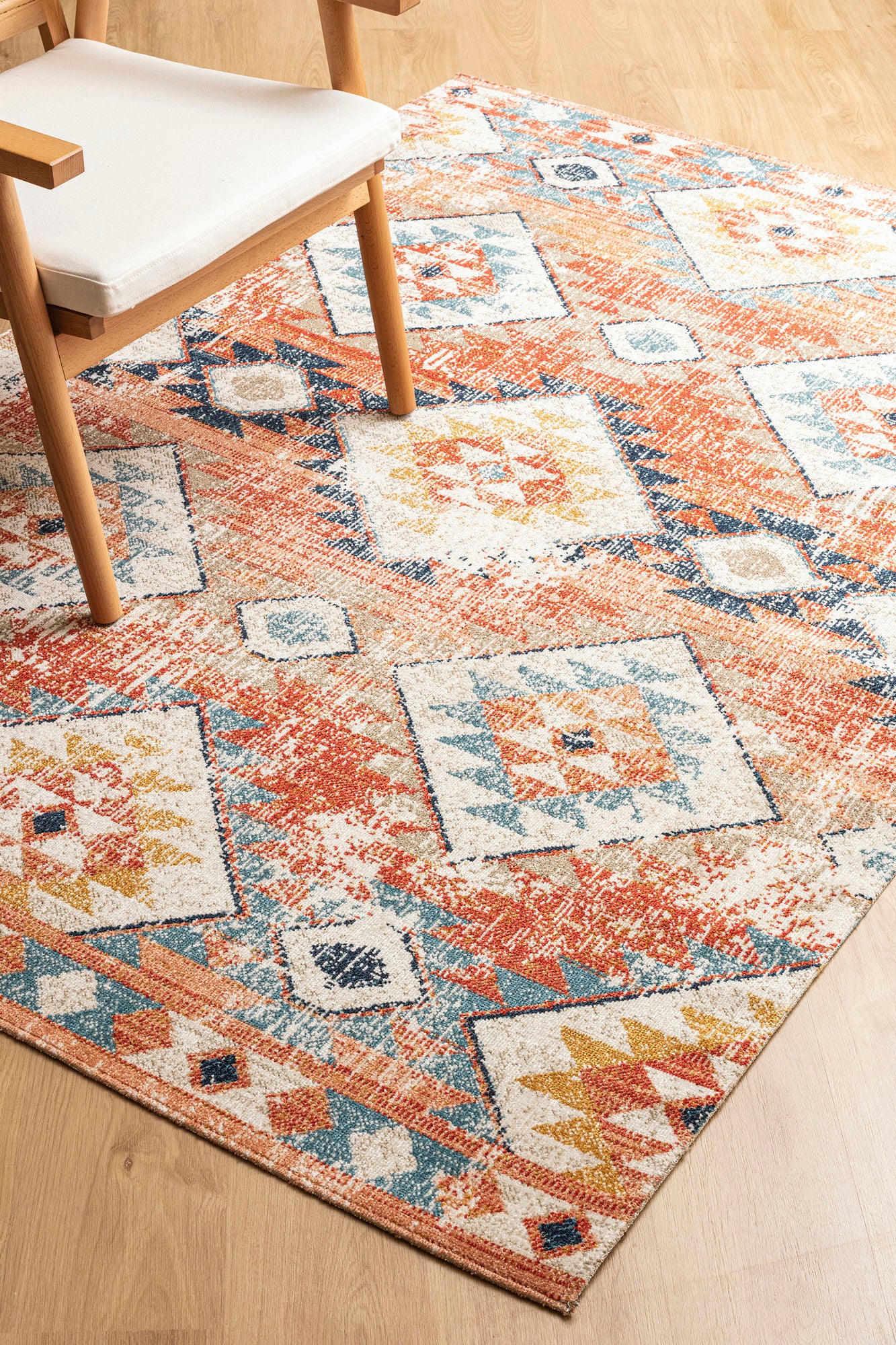 Kaleen Deya Collection Coral Cream Area Rug 7'10" x 10'2"
