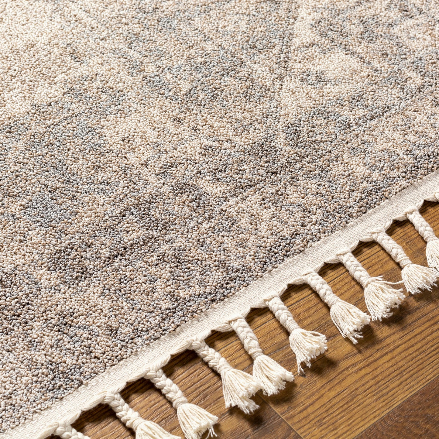 Surya Euphoria Erp-2317 Rug 6'7" X 9'