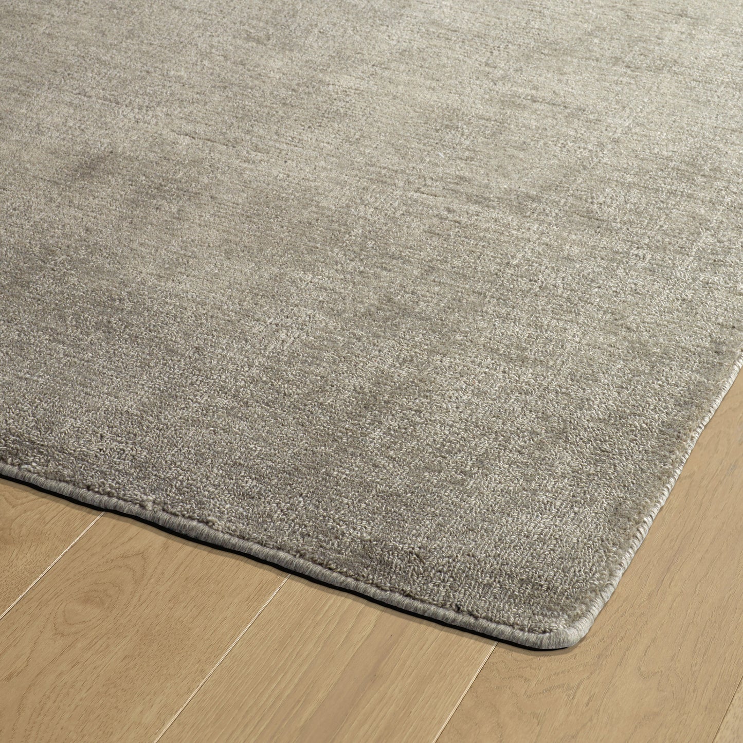 Kaleen Lauderdale Collection Light Graphite Runner 2' x 6'