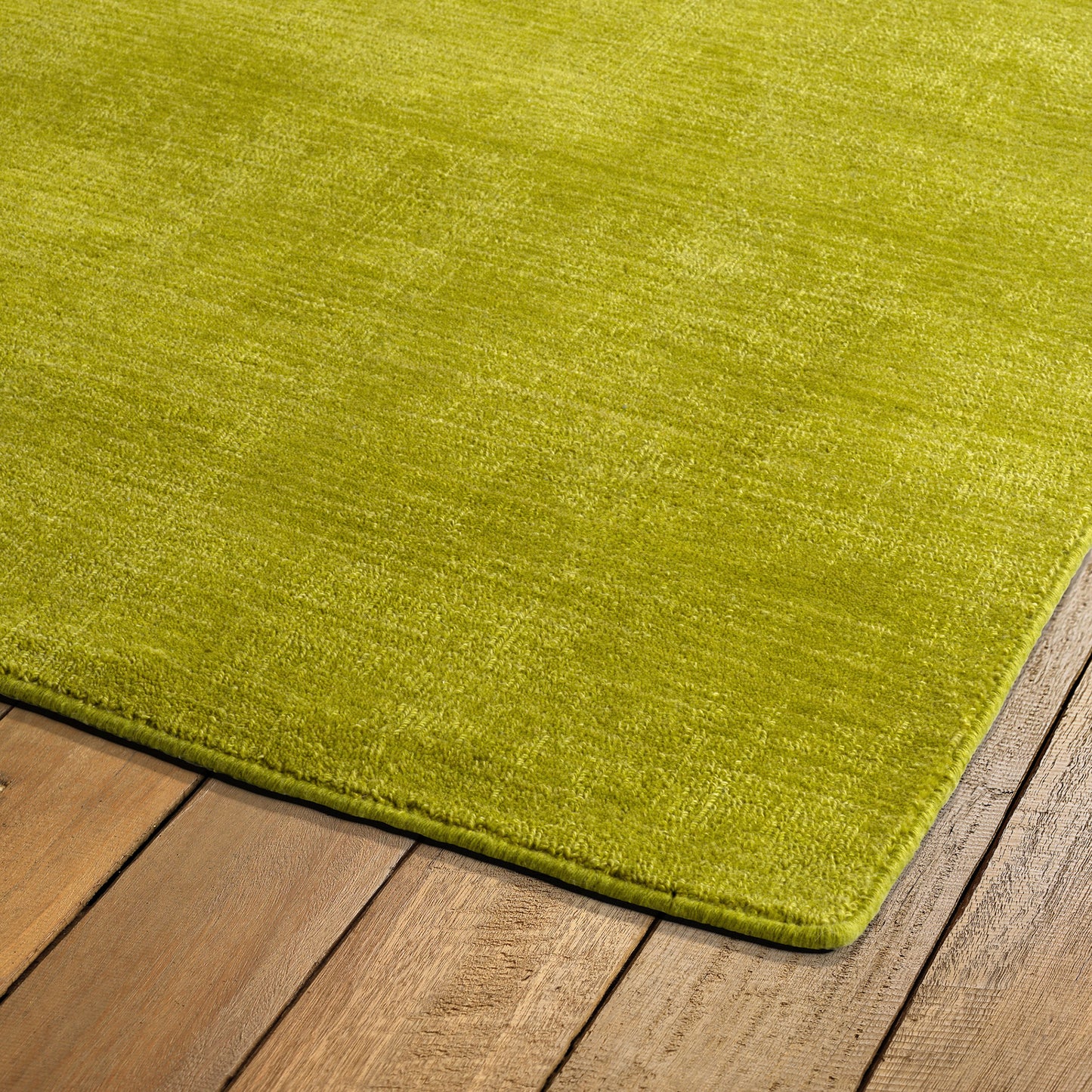 Kaleen Lauderdale Collection Bright Lime Green Throw Rug 2' x 3'