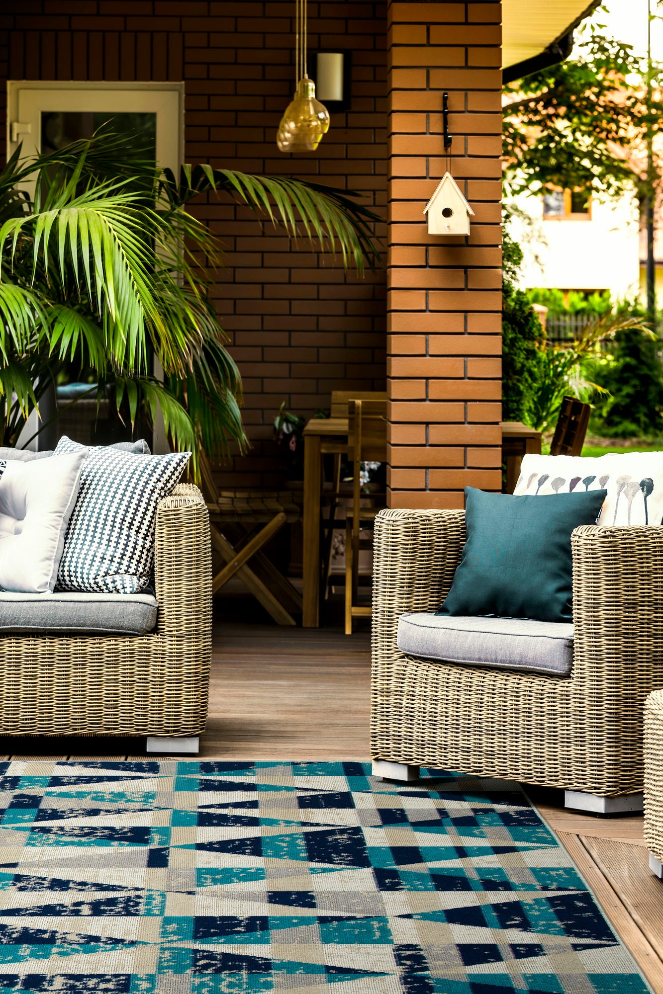 Kaleen Legata Collection Blue Teal Area Rug 7'10" x 10'