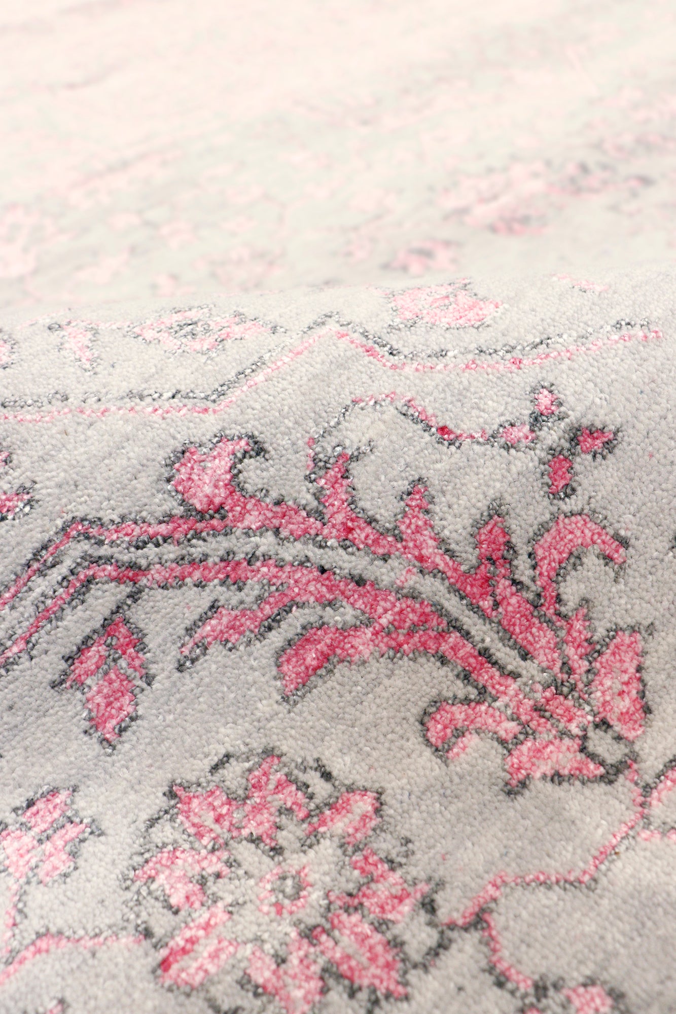 Pasargad Home Transitional Collection Silver Bamboo Silk & Wool Rug 8'0" X 10'1"