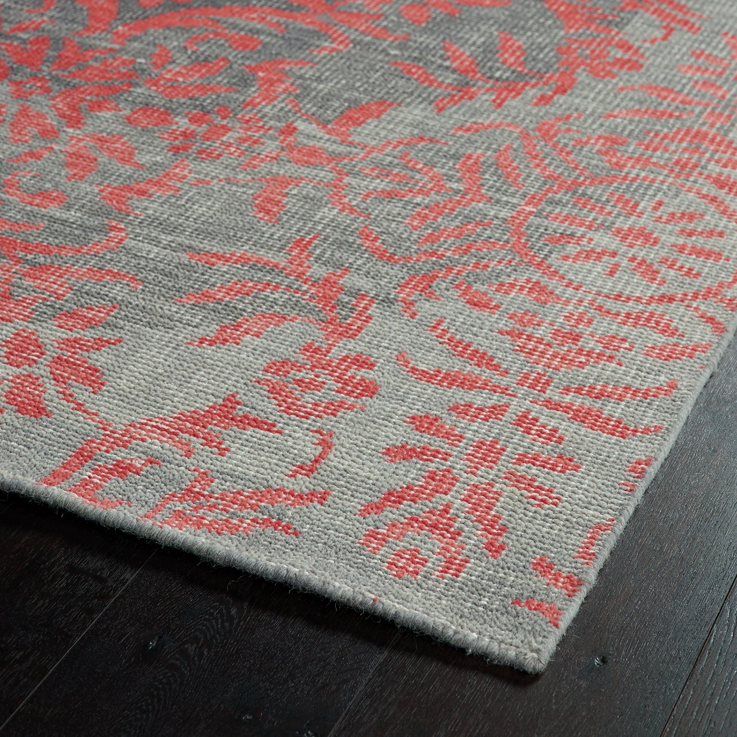 Kaleen Relic Collection Light Pink Throw Rug 2' x 3'