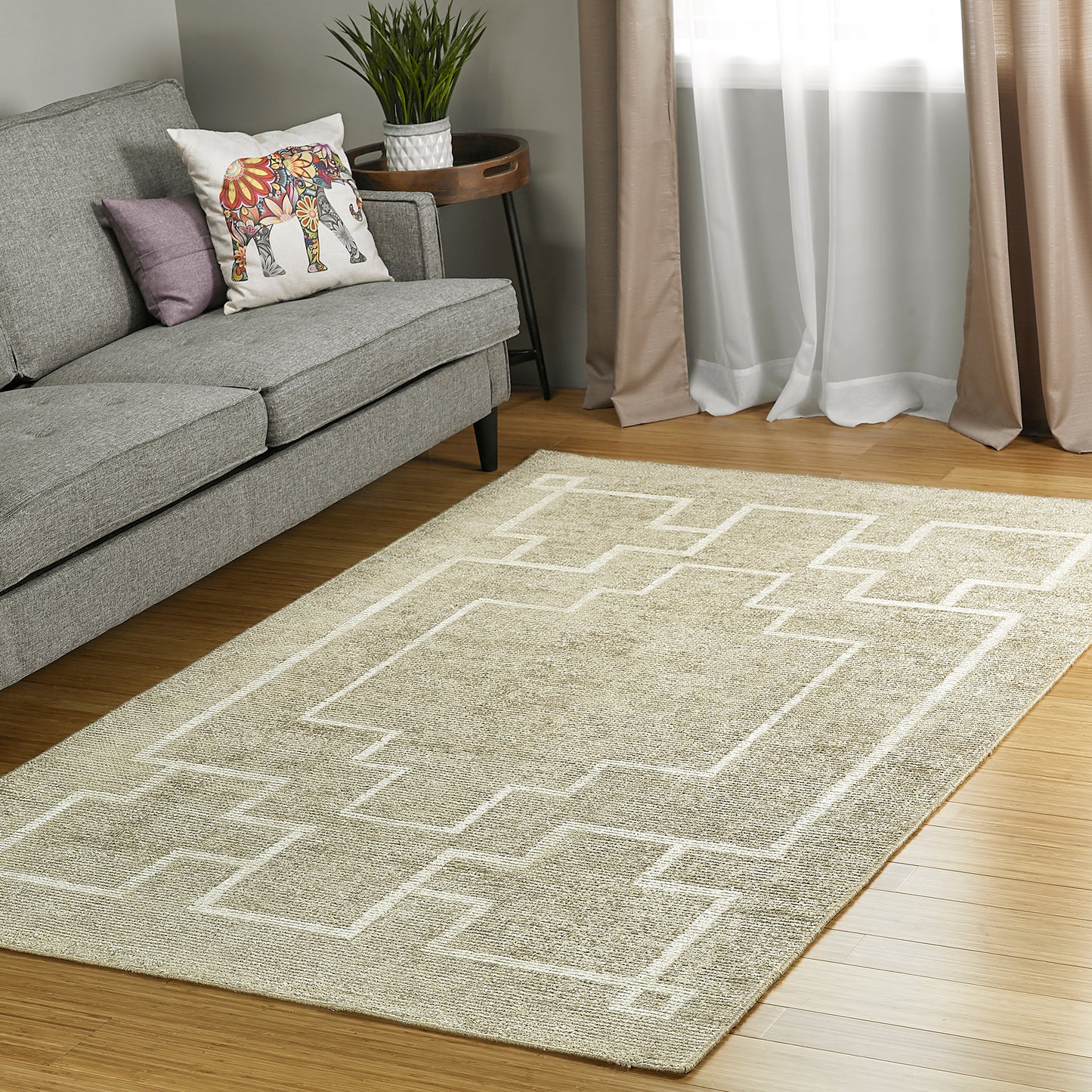 Kaleen Solitaire Collection Light Chino Throw Rug 2' x 3'