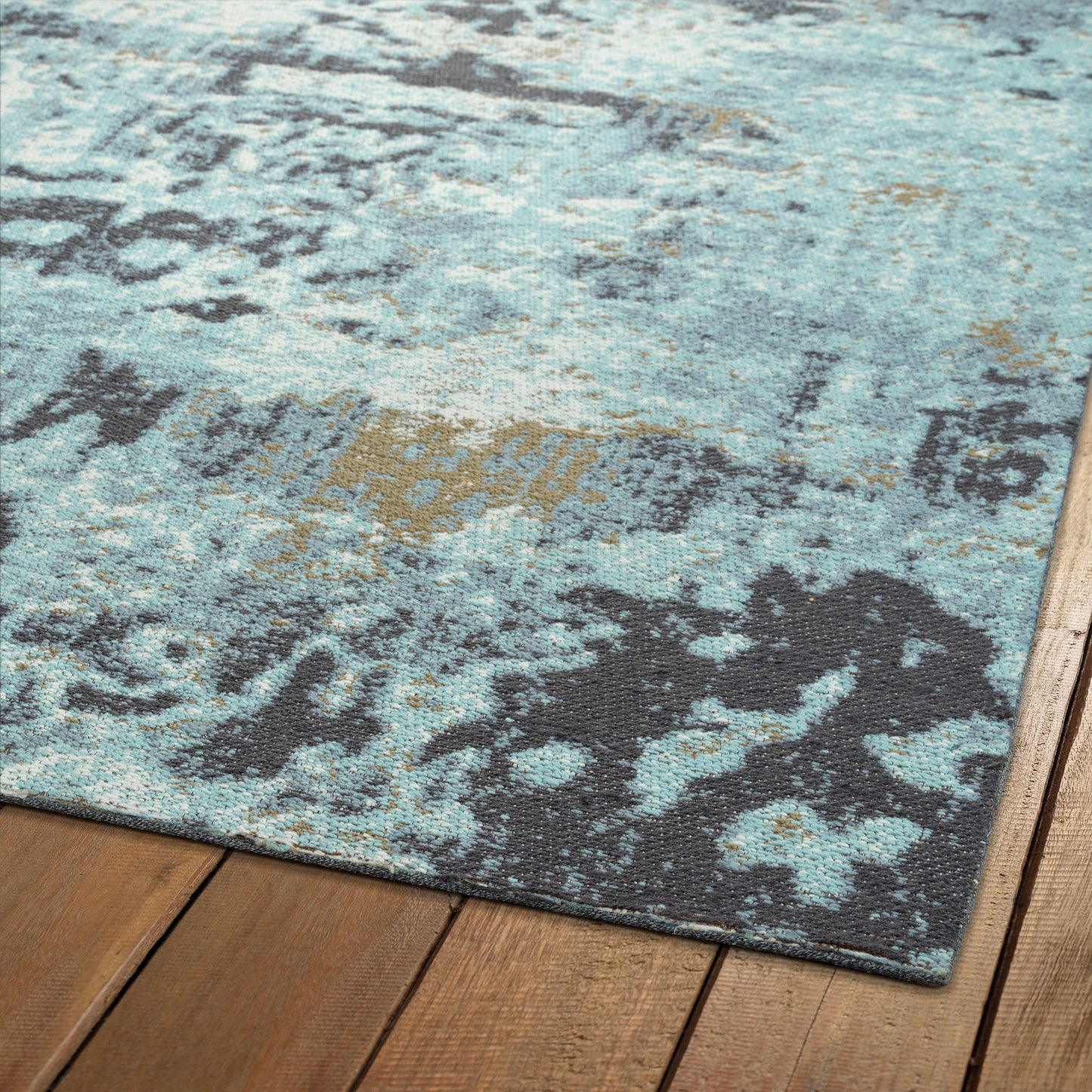Kaleen Santiago Collection Light Light Blue Throw Rug 3' x 5'