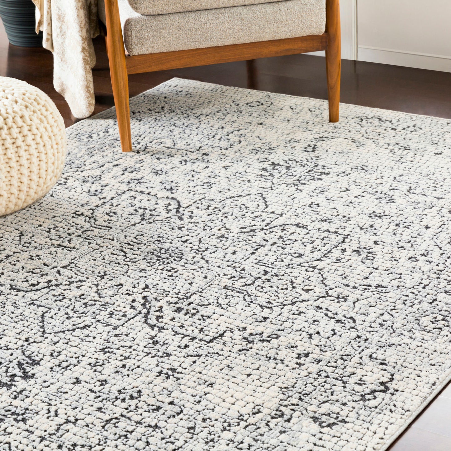 Surya Venezia Slate Rug 7'10" Round