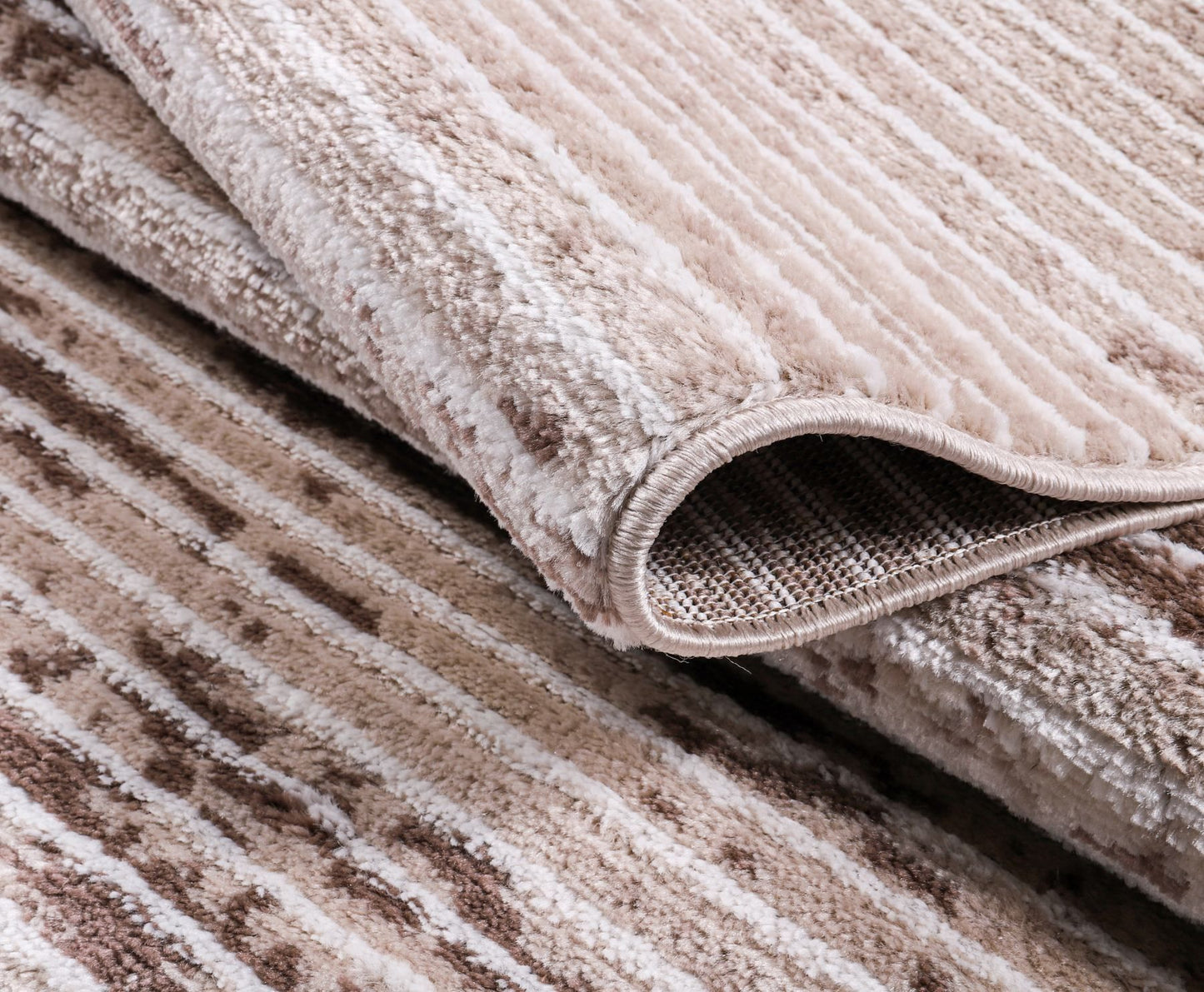 Willow-Adp11762-Creambeige-Canada-Willow08-6.7X9.6-200X290 Area Rug