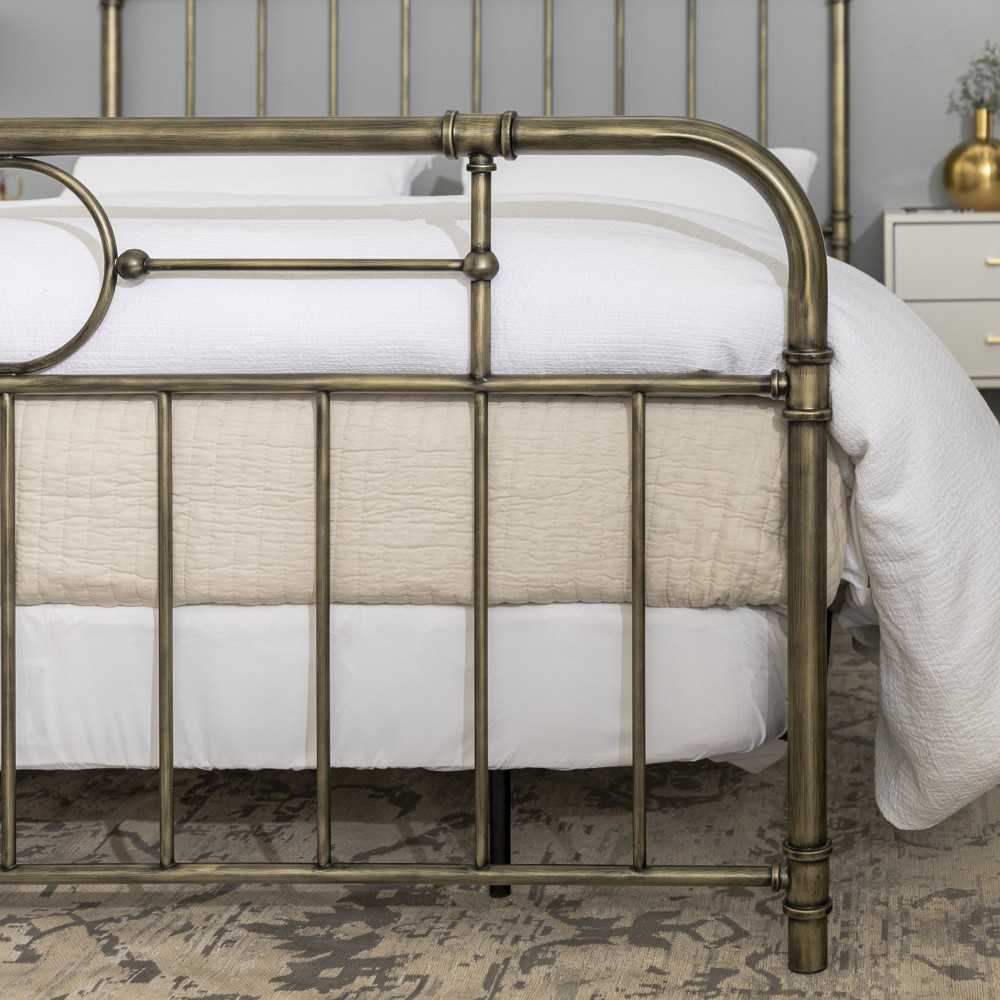 Antiqua Metal Pipe Queen Size Bed - Bronze