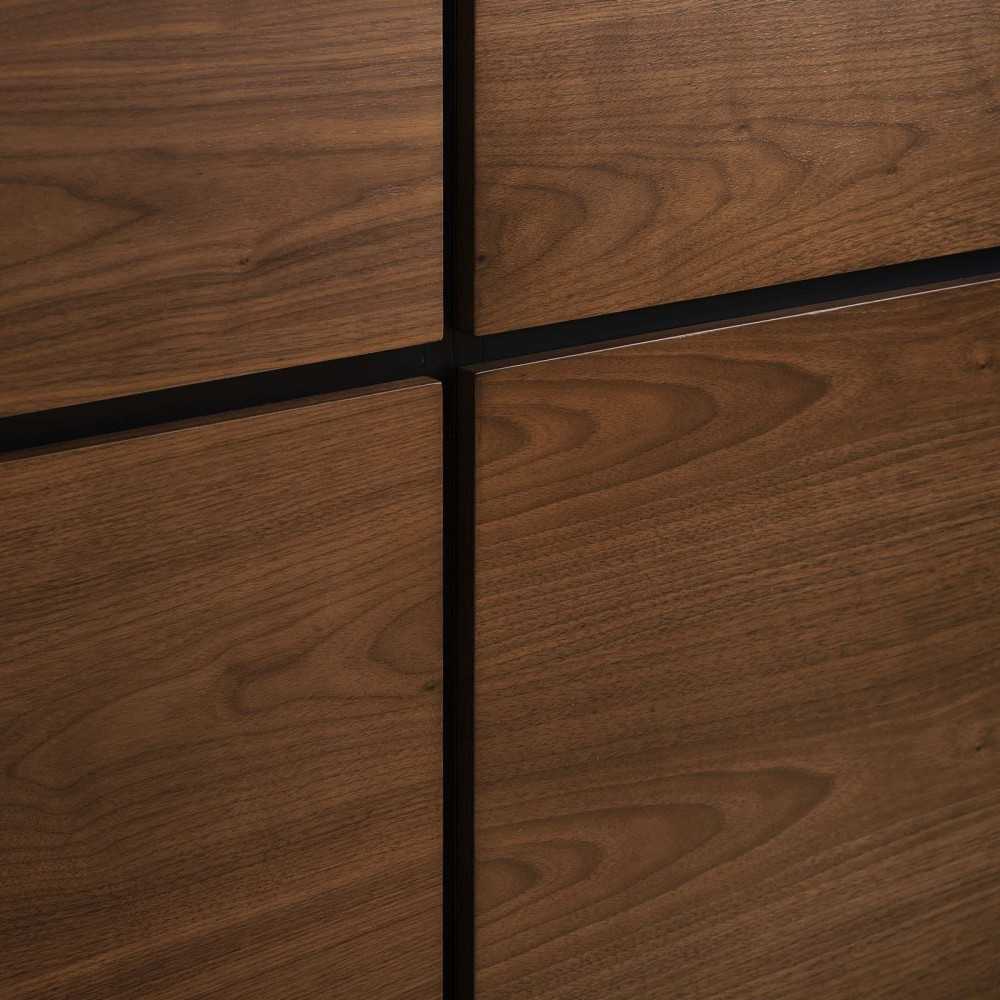 Caima Queen Platform Bed