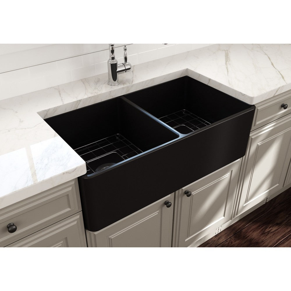 Farmhouse Apron Front Fireclay 33 in. Double Bowl Kitchen Sink with Protective Bottom Grids and Strainers in Matte Black