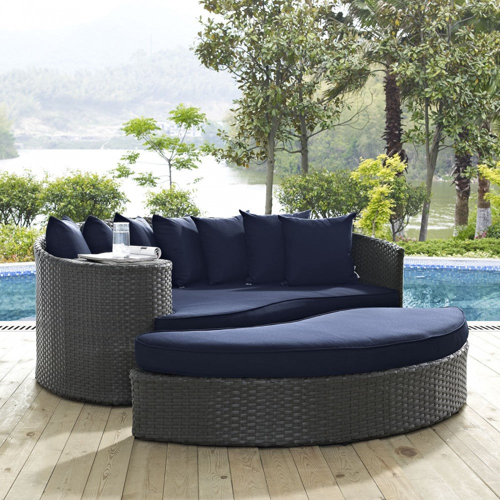 Sojourn Outdoor Patio Sunbrella Daybed, Canvas Navy, EEI-1982-CHC-NAV