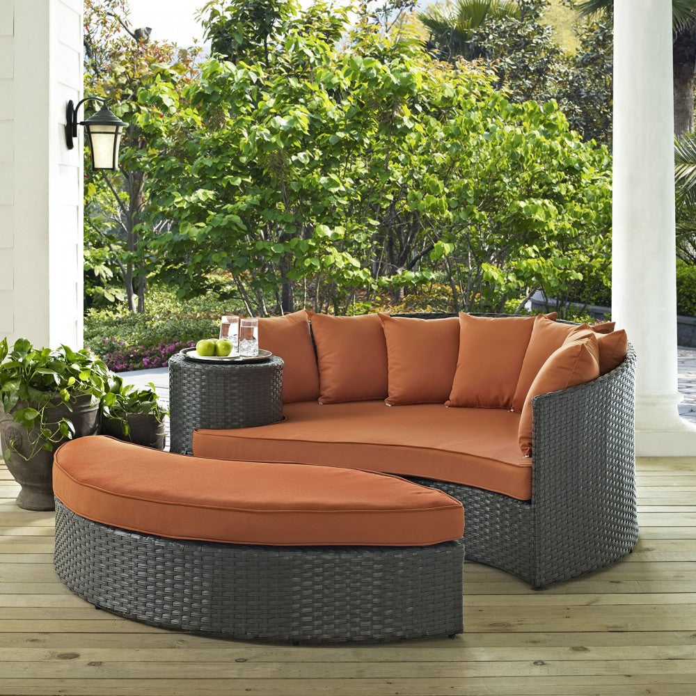Sojourn Outdoor Patio Sunbrella Daybed, Canvas Tuscan, EEI-1982-CHC-TUS