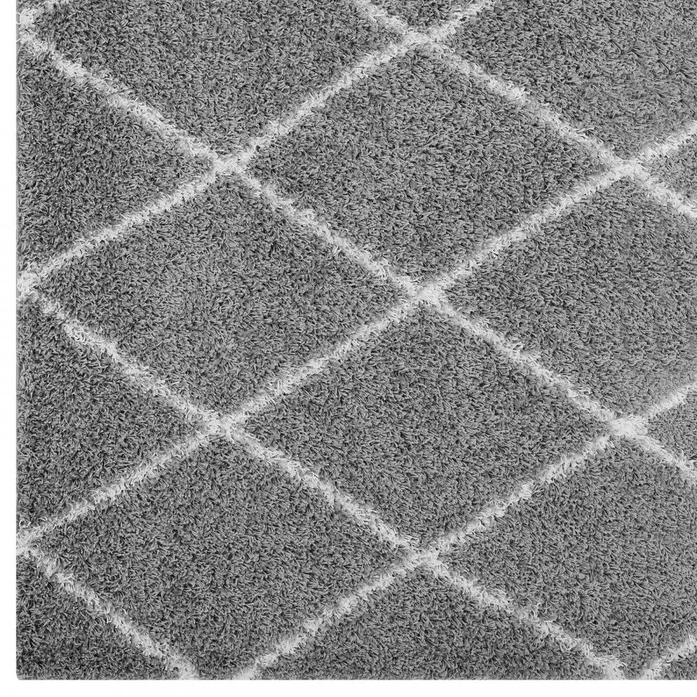 Toryn Diamond Lattice 5x8 Shag Area Rug, Gray and Ivory