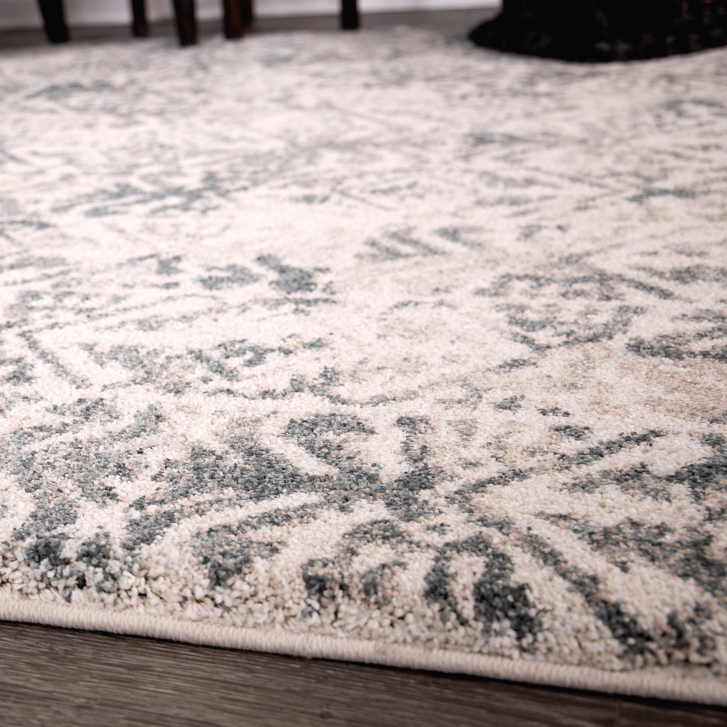 Orian Portland Amber Point Smoke 63"X90"