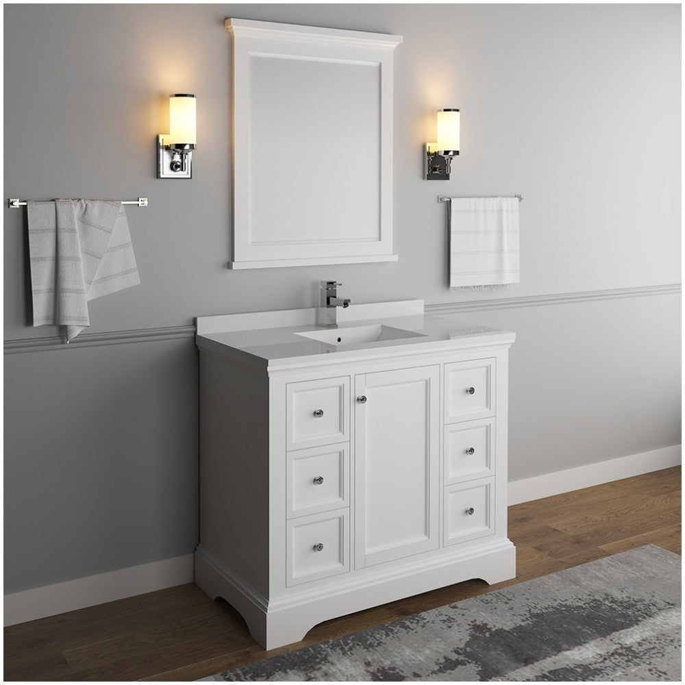 Fresca Windsor 40" Matte White Traditional Bathroom Vanity w/ Mirror