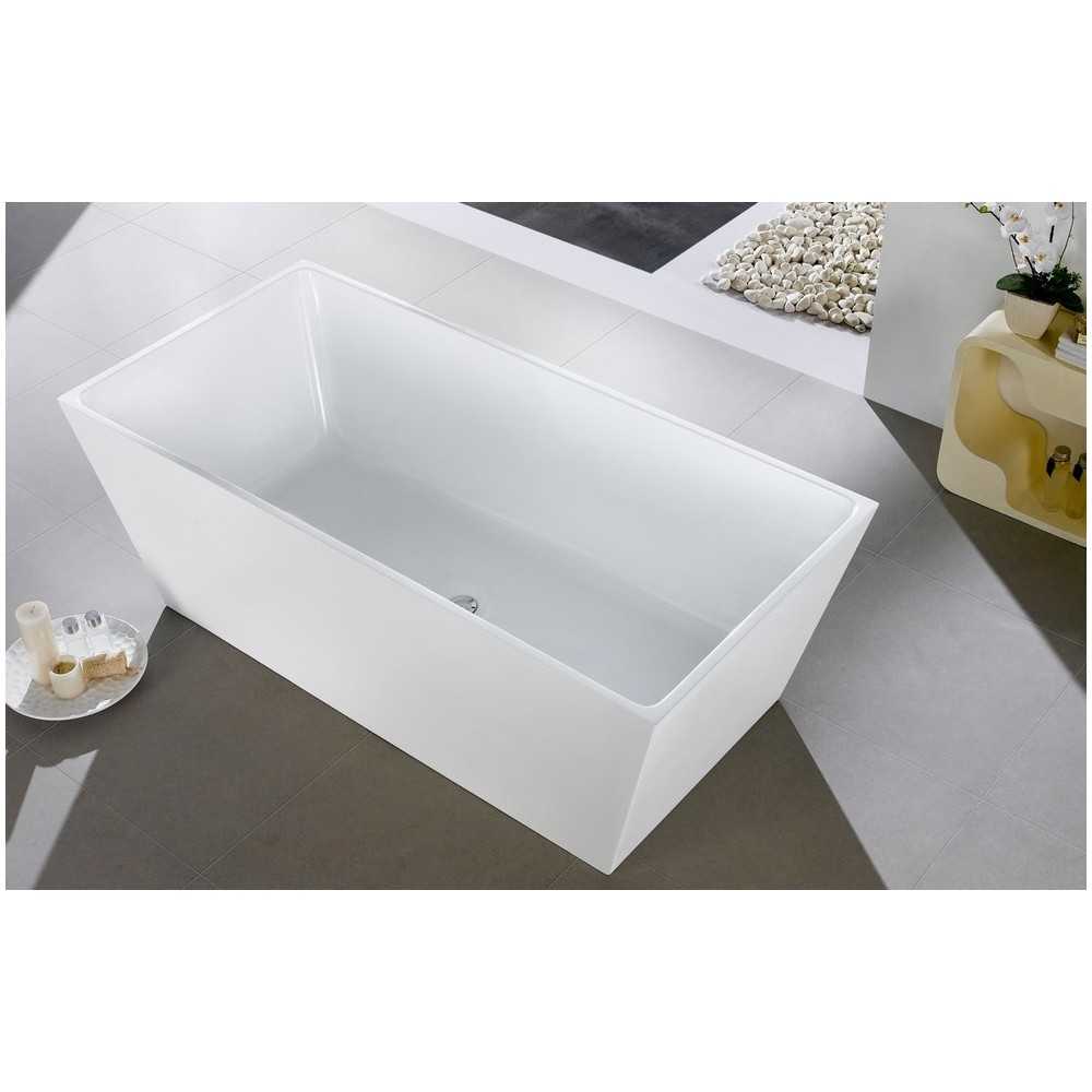 Kube Squadra 63" Free Standing Bathtub