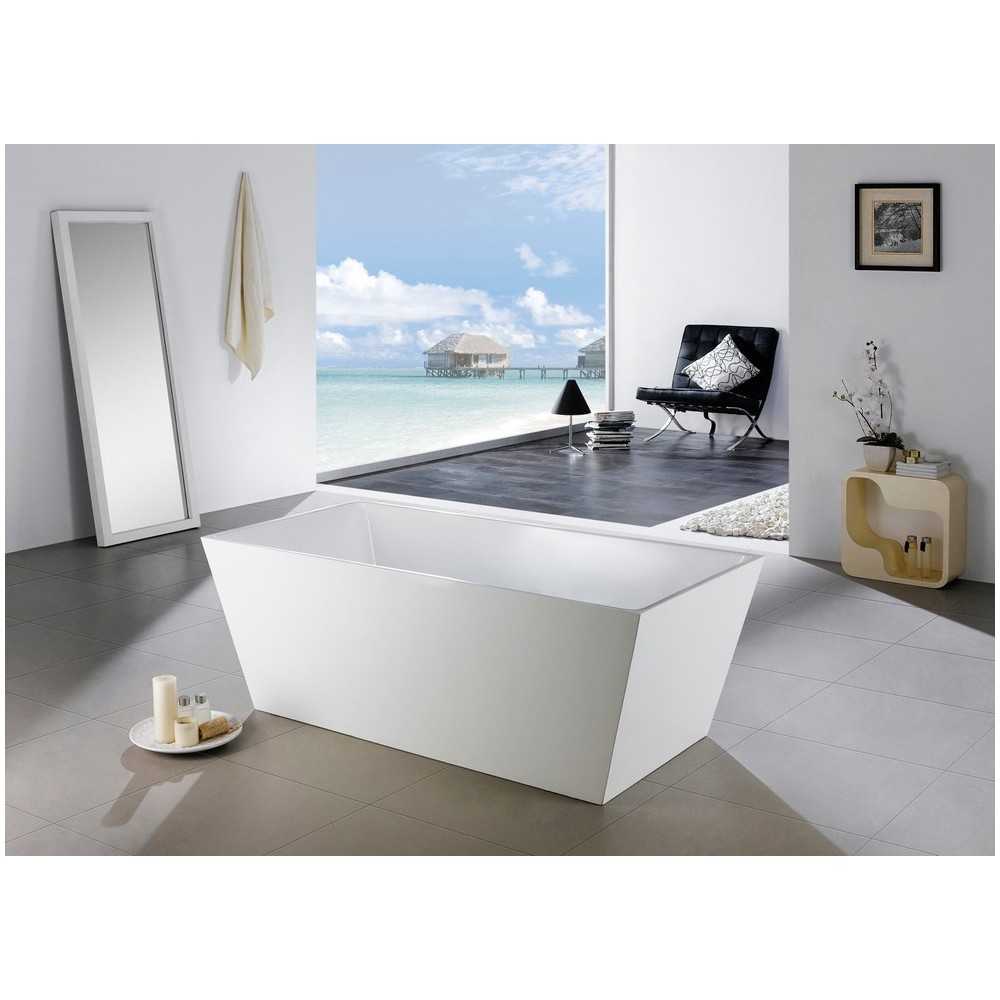 Kube Squadra 63" Free Standing Bathtub