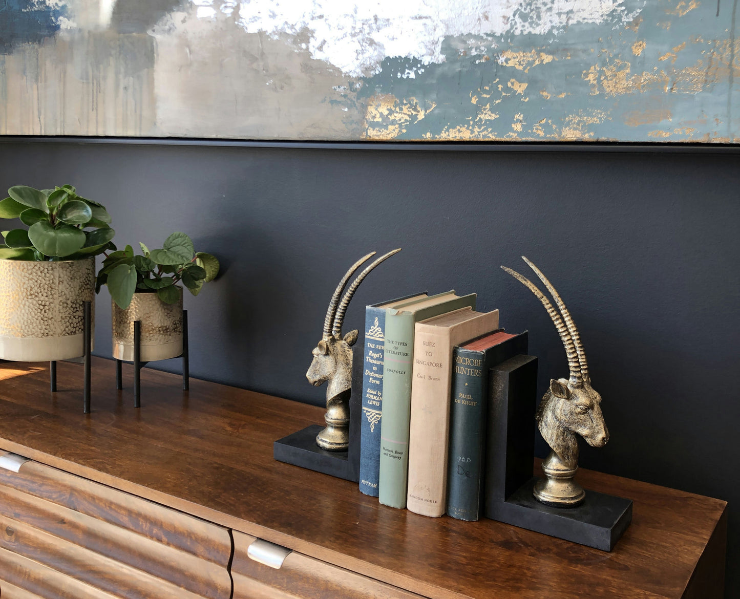 Zawadi S2 Bookends