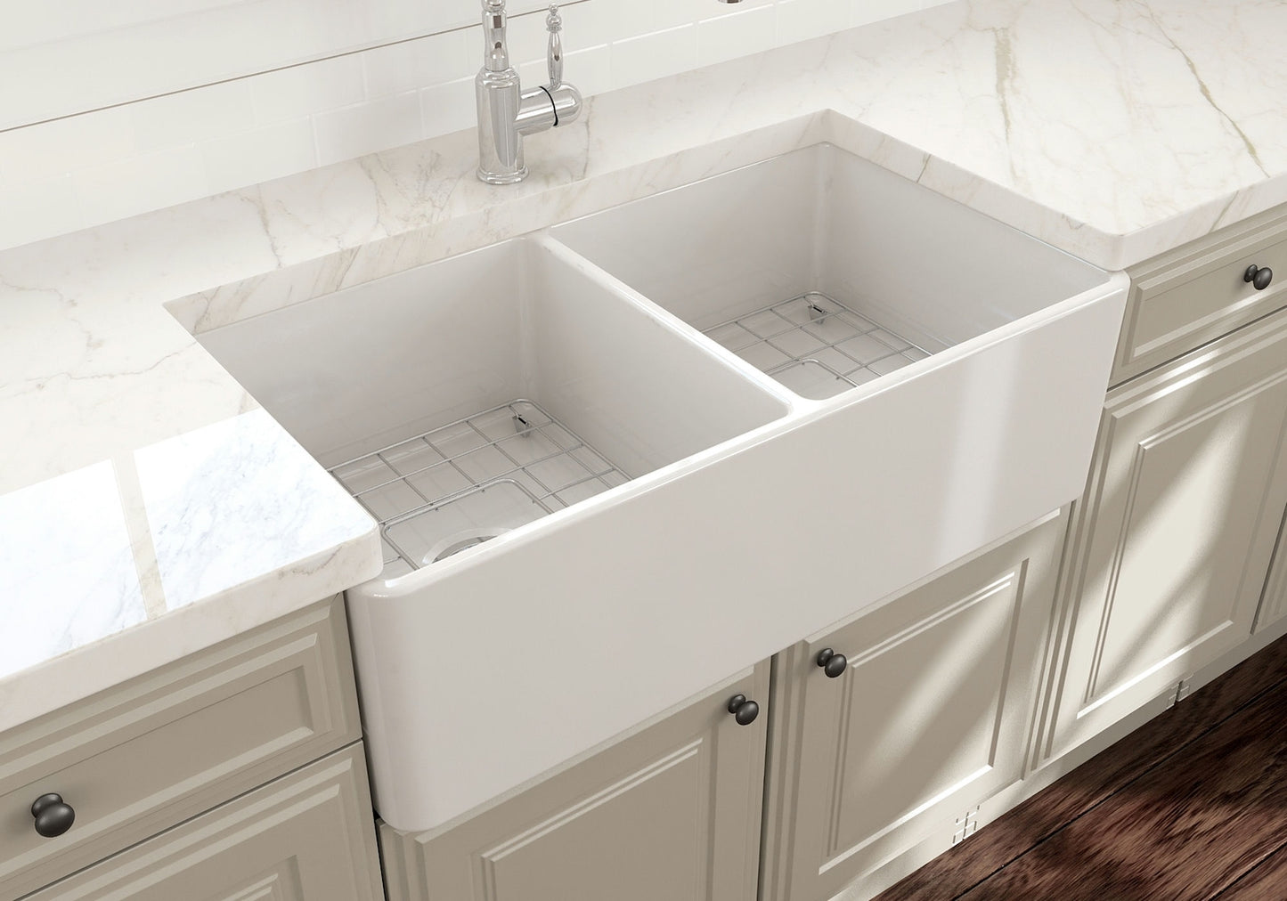 Classico Farmhouse Apron Front Fireclay 33" Double Bowl Kitchen Sink in White