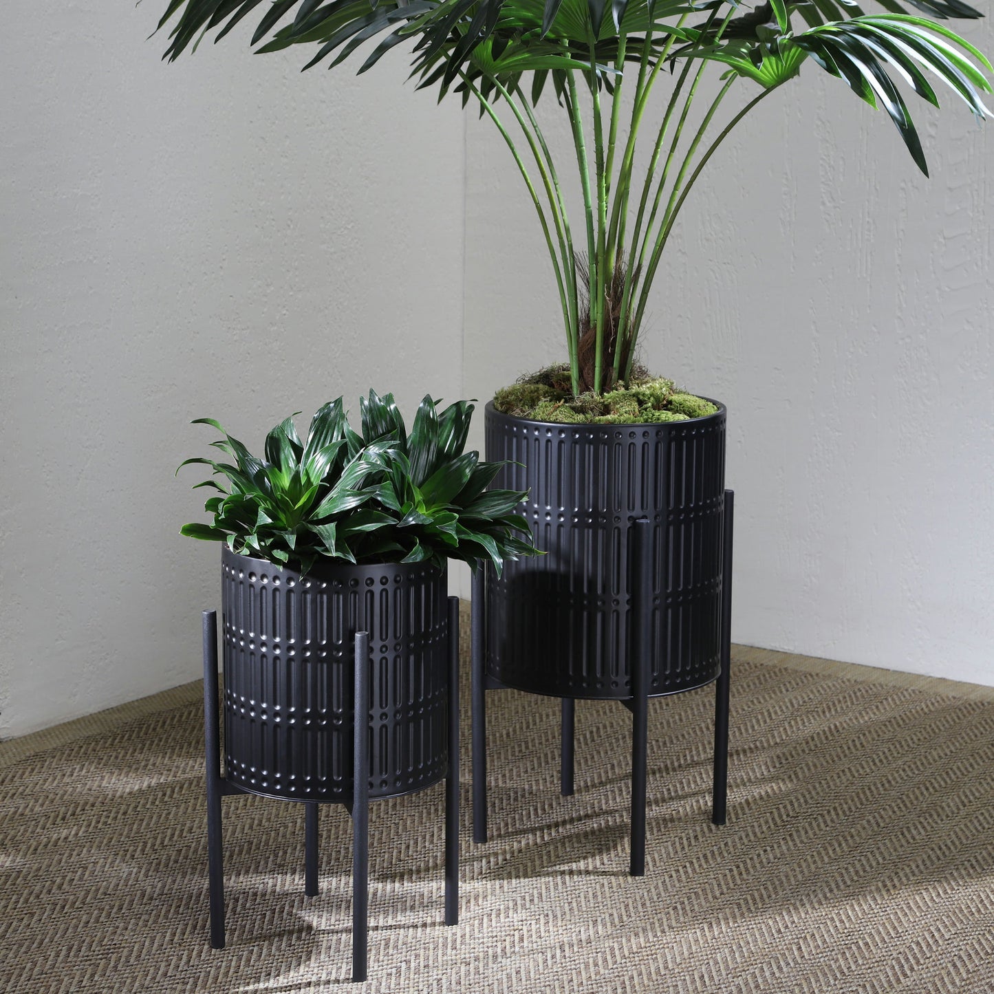 S/2 Ridged Planters In Metal Stand, Black