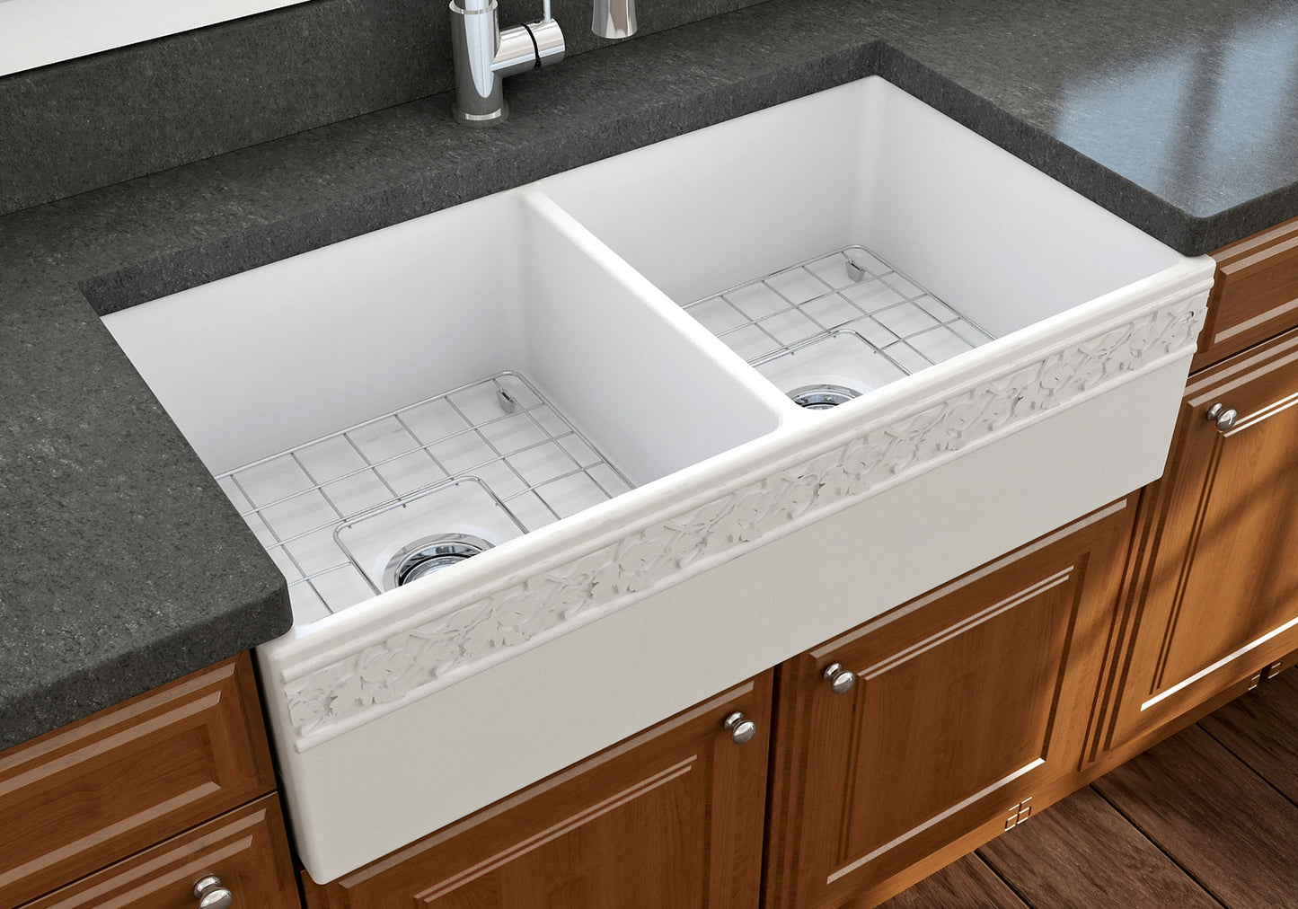 Vigneto Apron Front Fireclay 36" Double Bowl Kitchen Sink in Matte White