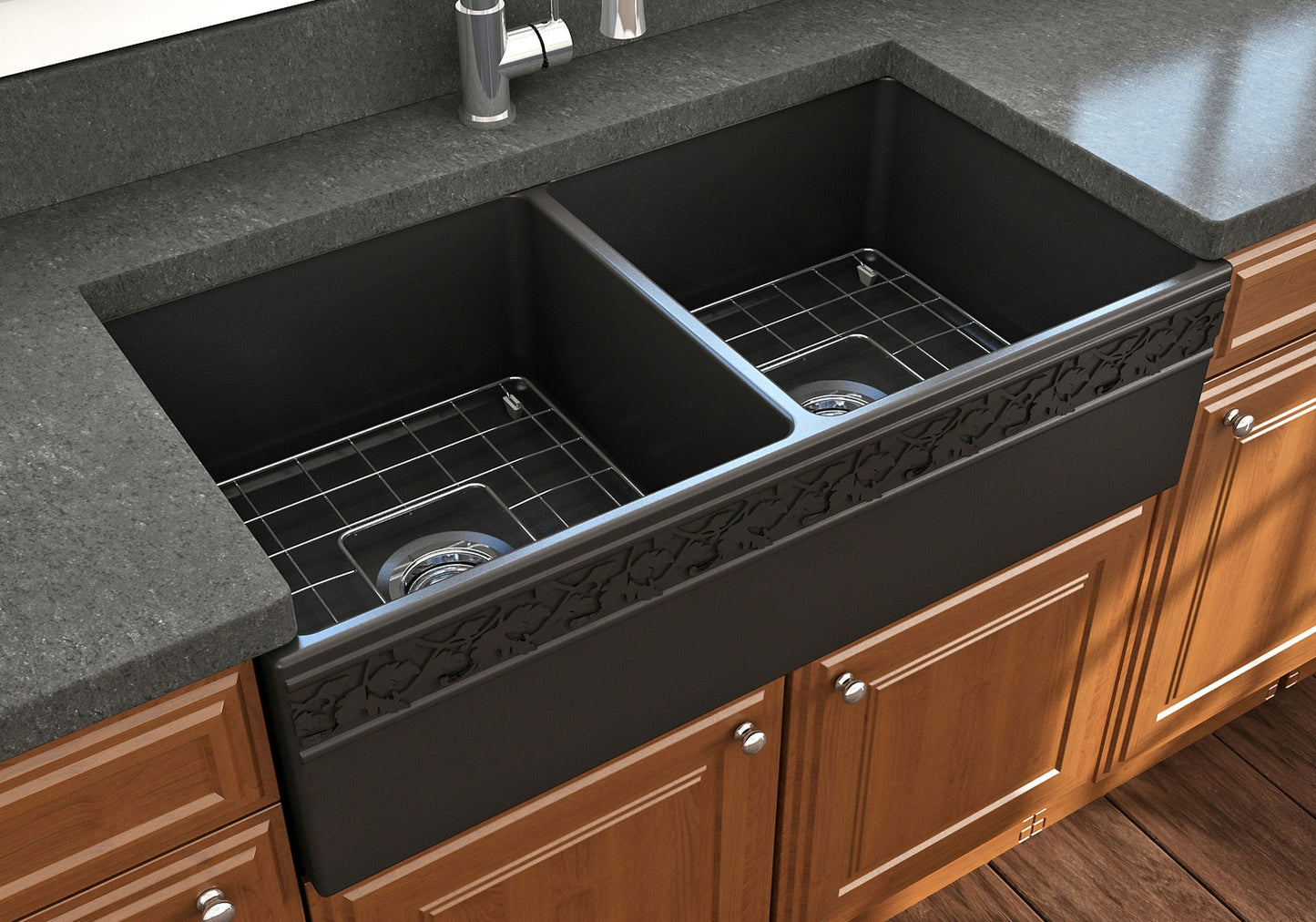 Vigneto Apron Front Fireclay 36" Double Bowl Kitchen Sink in Matte Black