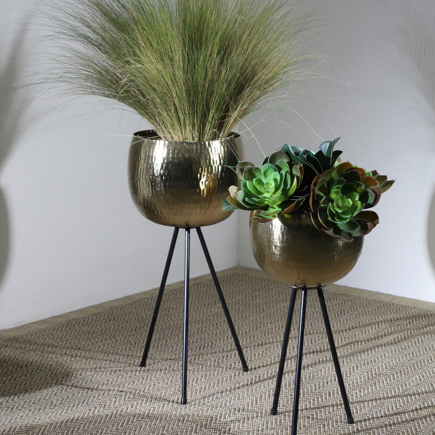 S/2 Iron 26"/22" Hammered Bowlplanters, Gold/black