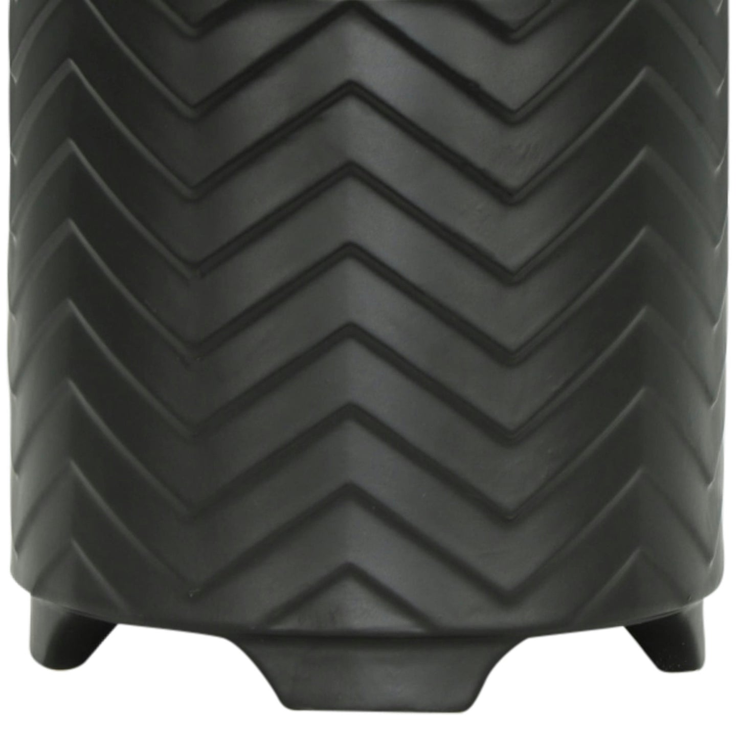 S/2 Ceramic 6/8" Chevron Footed Planter, Black