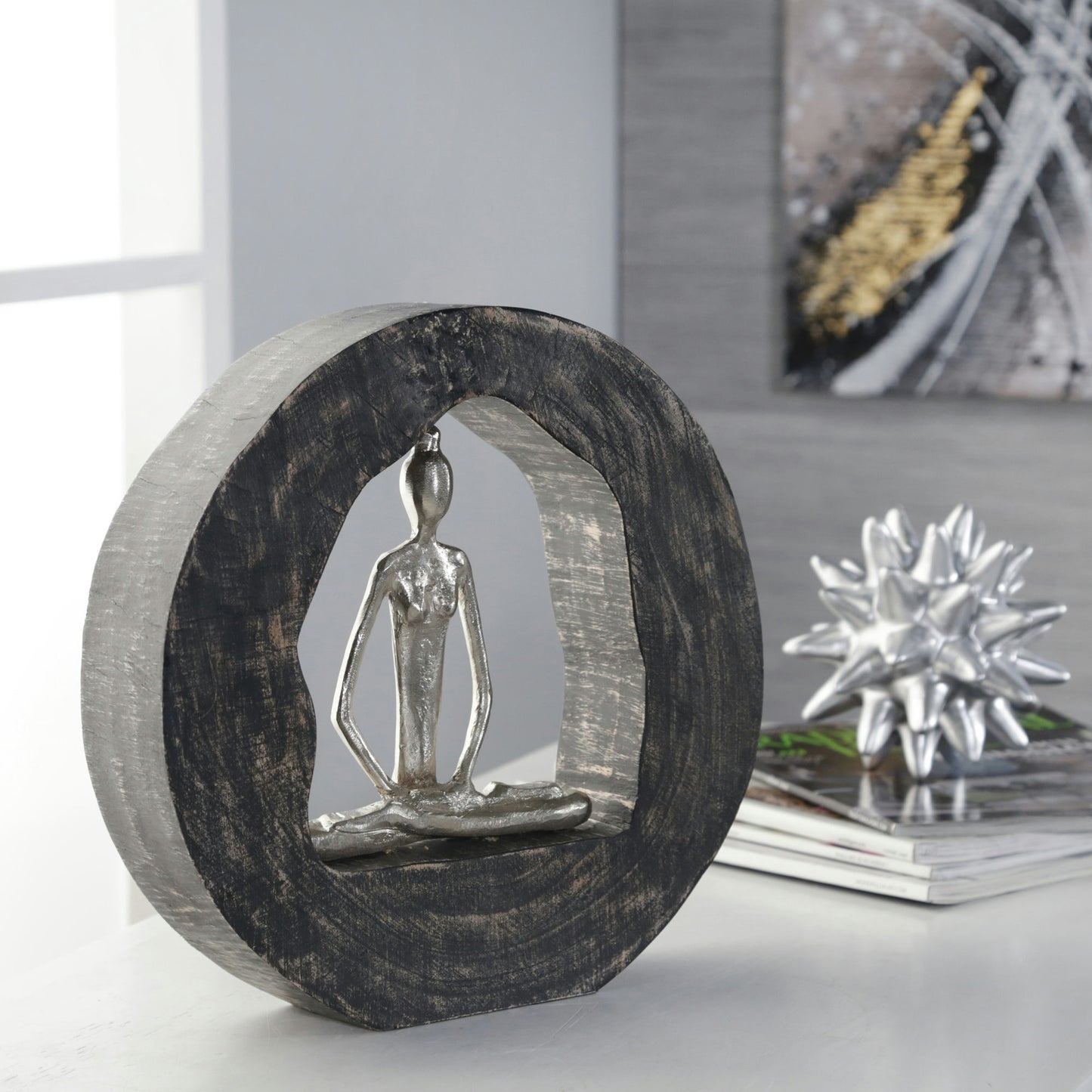 Aluminum Yoga Lady In Circle Log 11", Silver